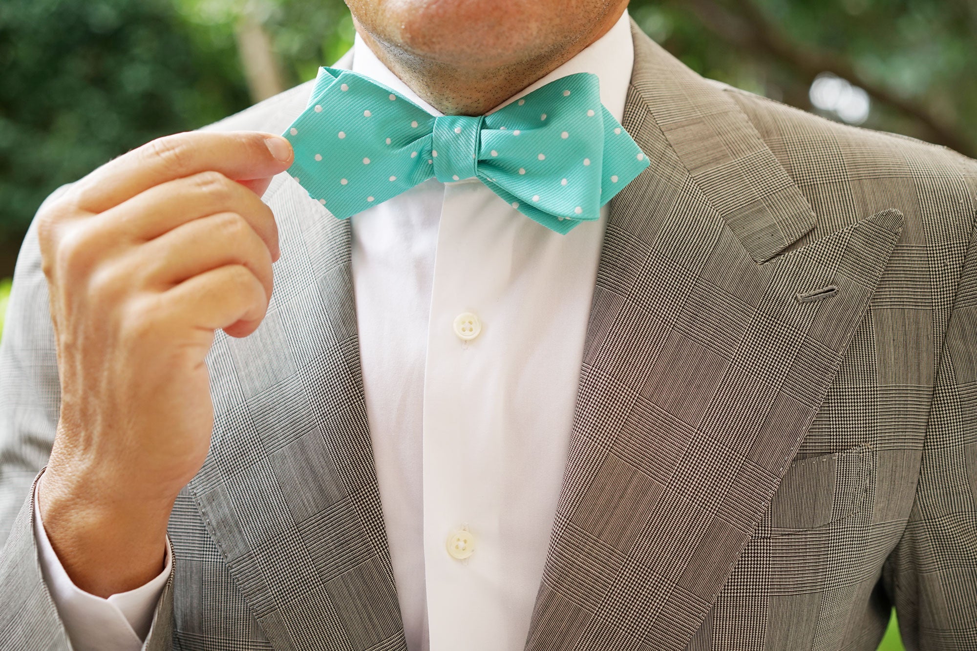 Seafoam Green with White Polka Dots Self Tie Diamond Tip Bow Tie