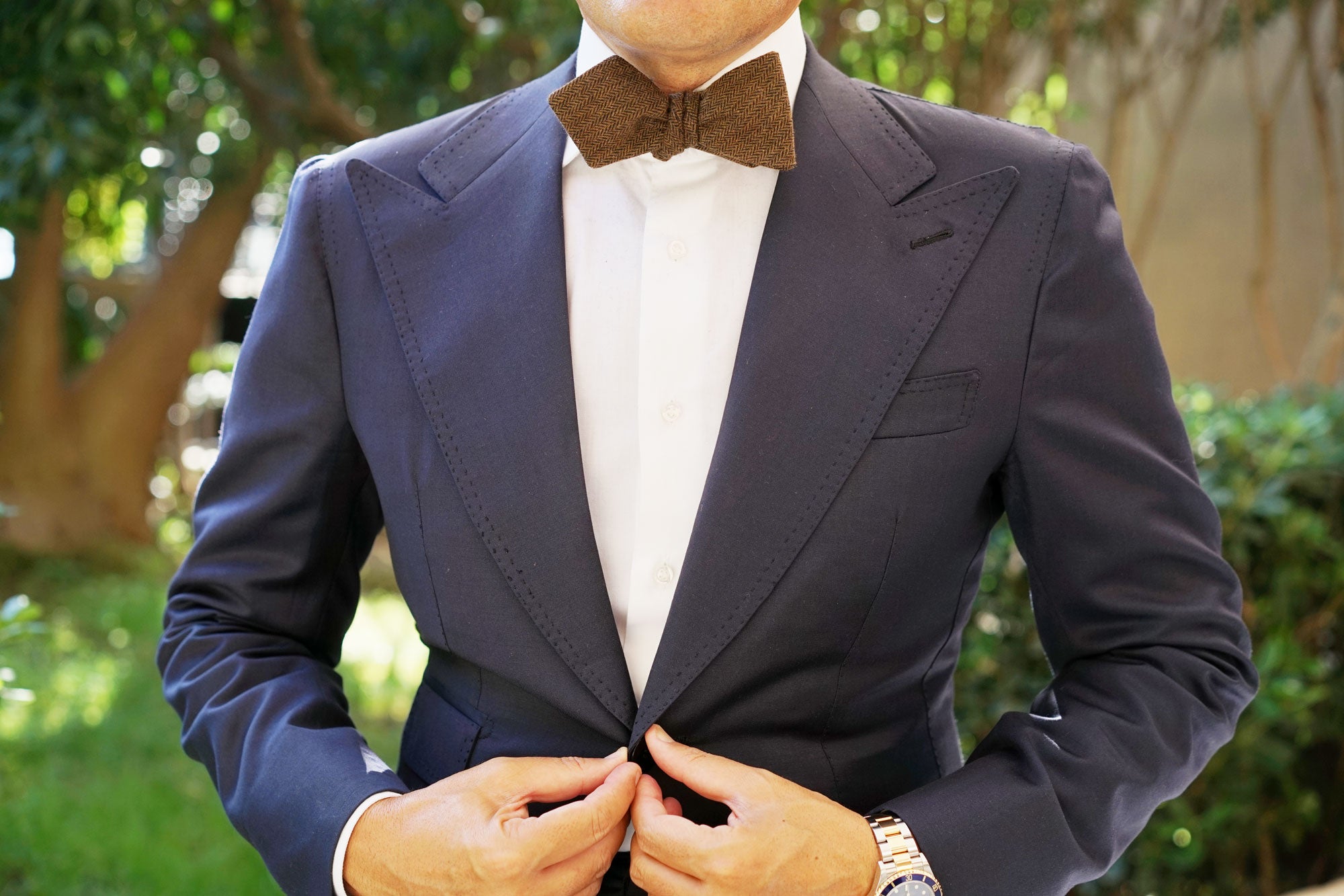 Cinnamon Herringbone Diamond Self Bow Tie