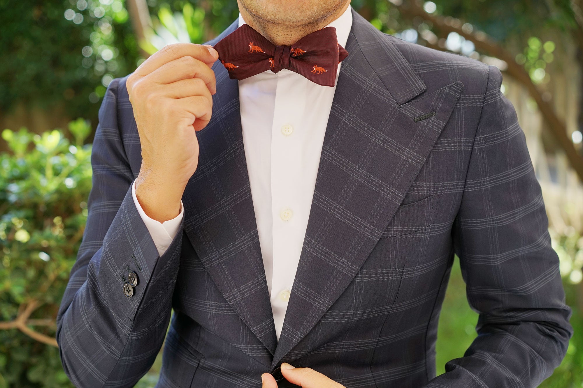 Burgundy Fox Diamond Self Bow Tie