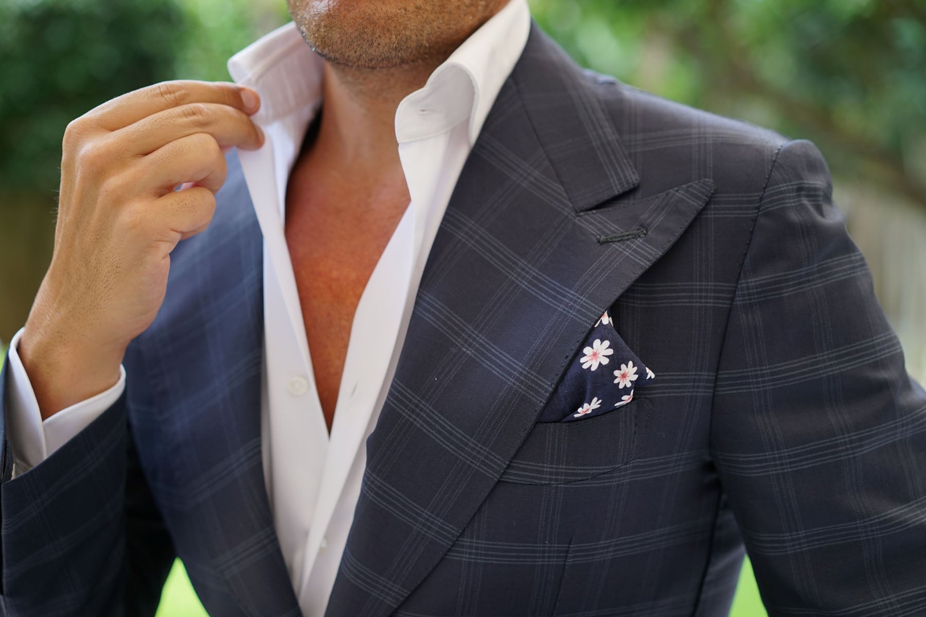 Jamaican White Flower Pocket Square