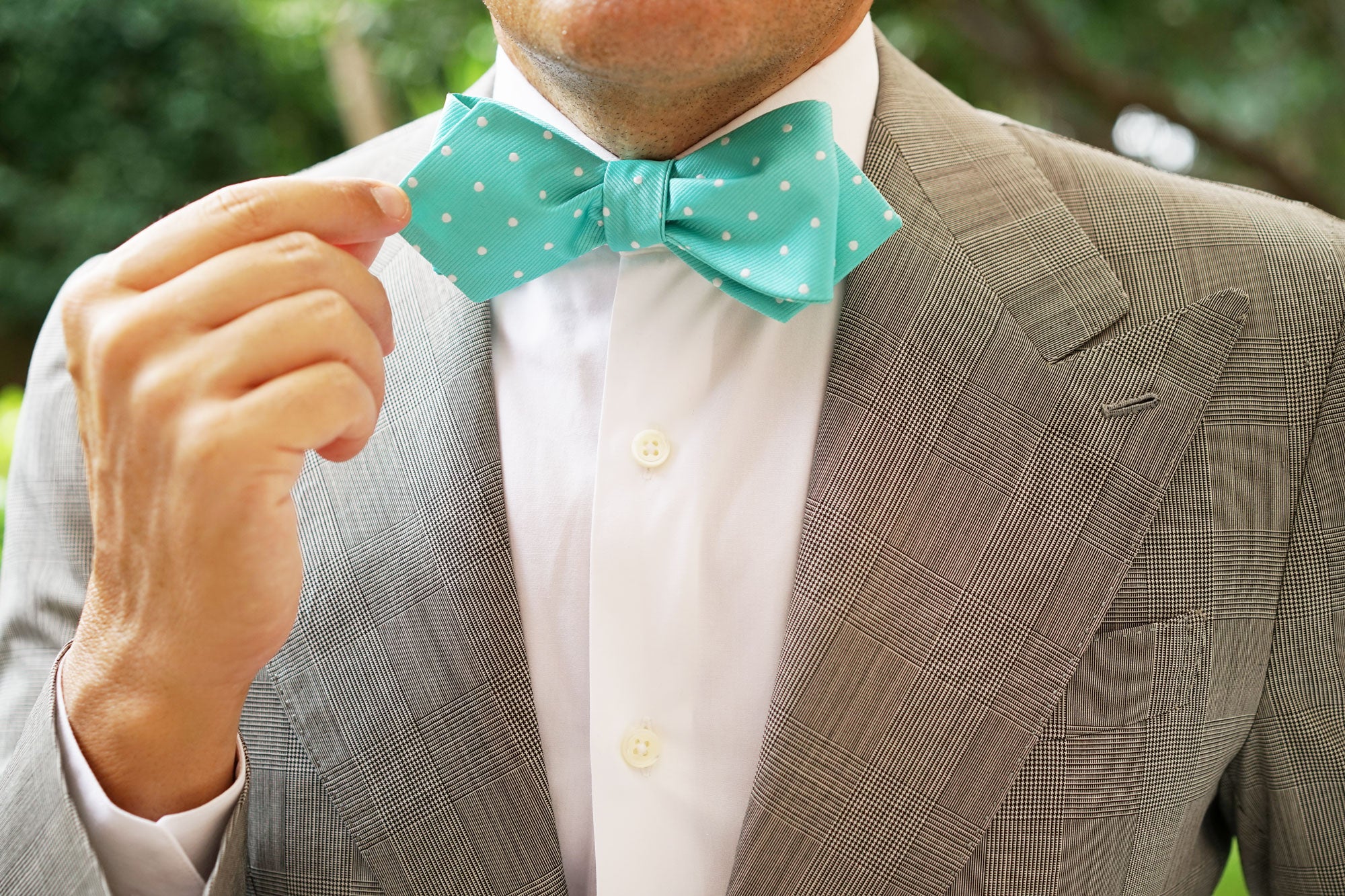 Seafoam Green with White Polka Dots Self Tie Diamond Tip Bow Tie