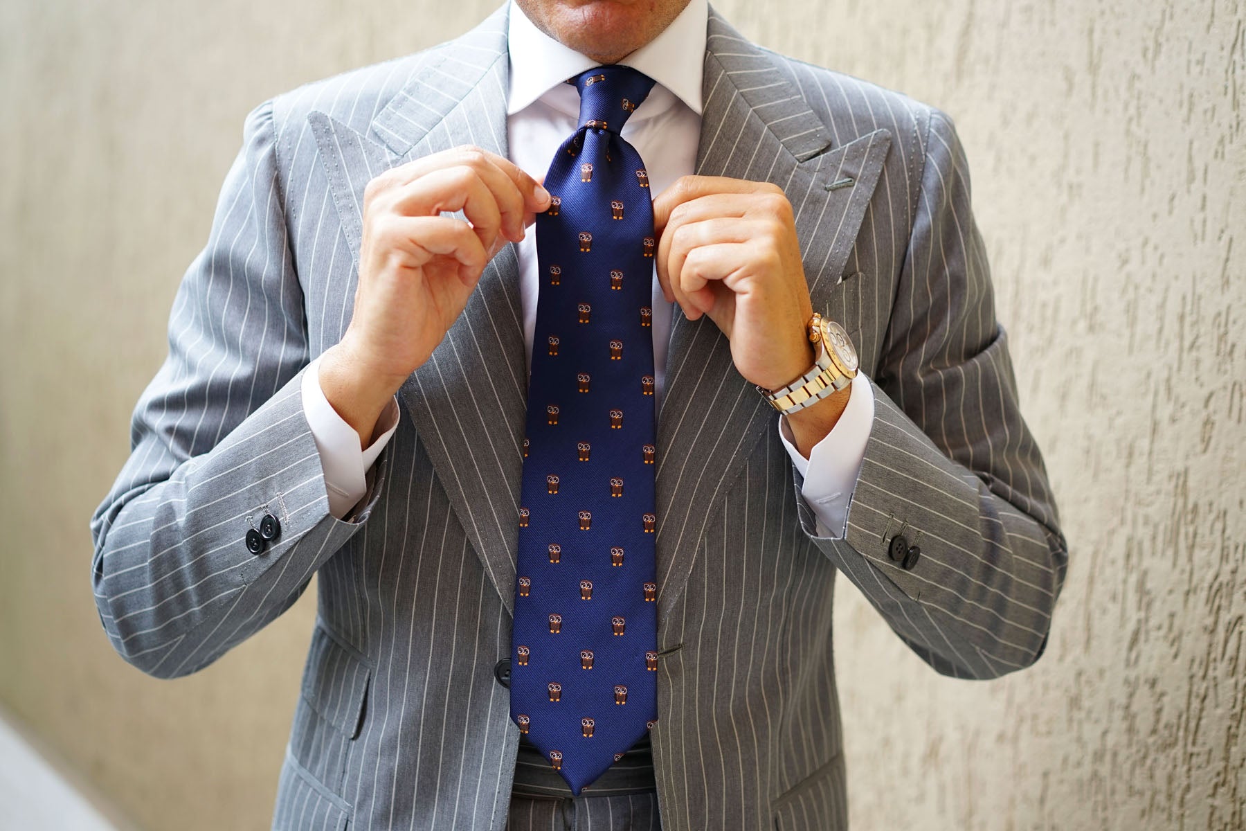 Brown Horned Owl Tie