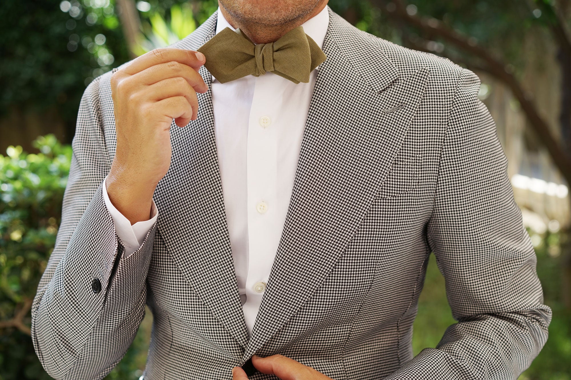 Dry Green Khaki Linen Diamond Self Bow Tie