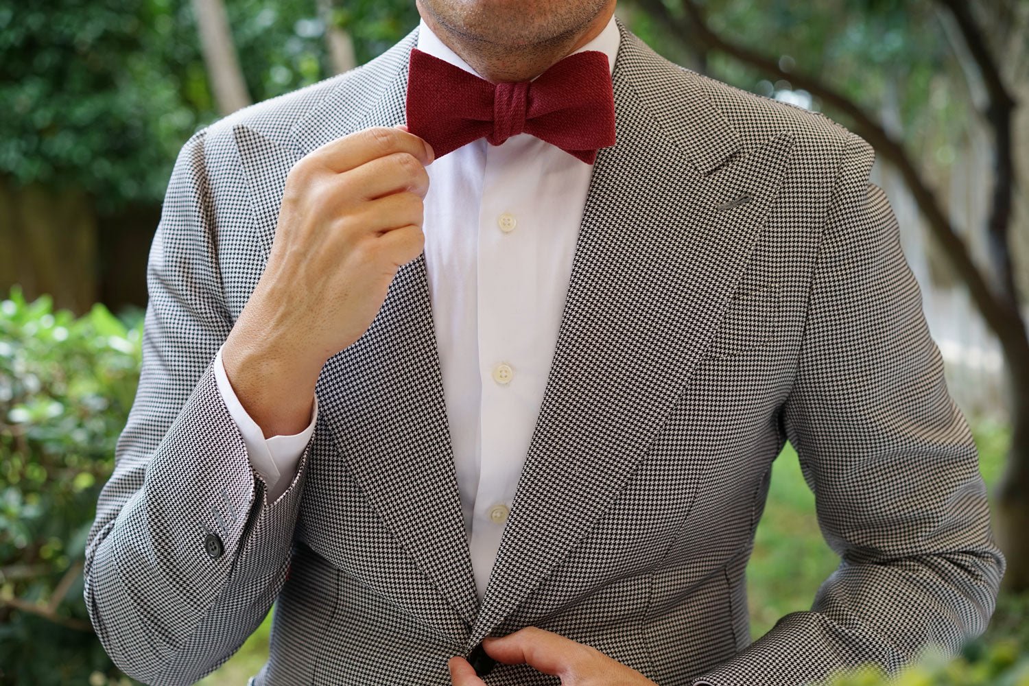 Burnt Burgundy Basket Weave Linen Self Bow Tie