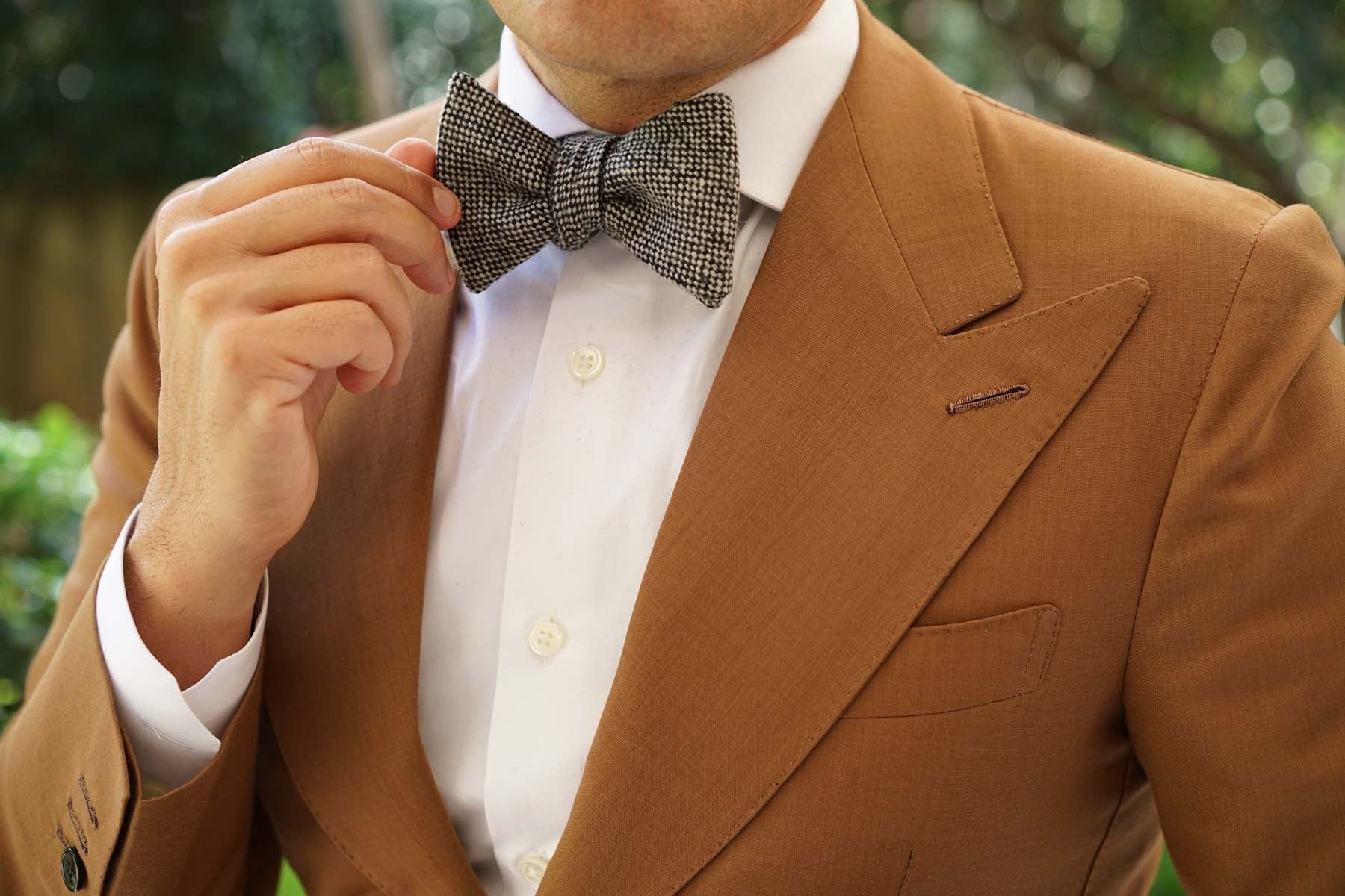 Black Porcupine English Wool Self Bow Tie