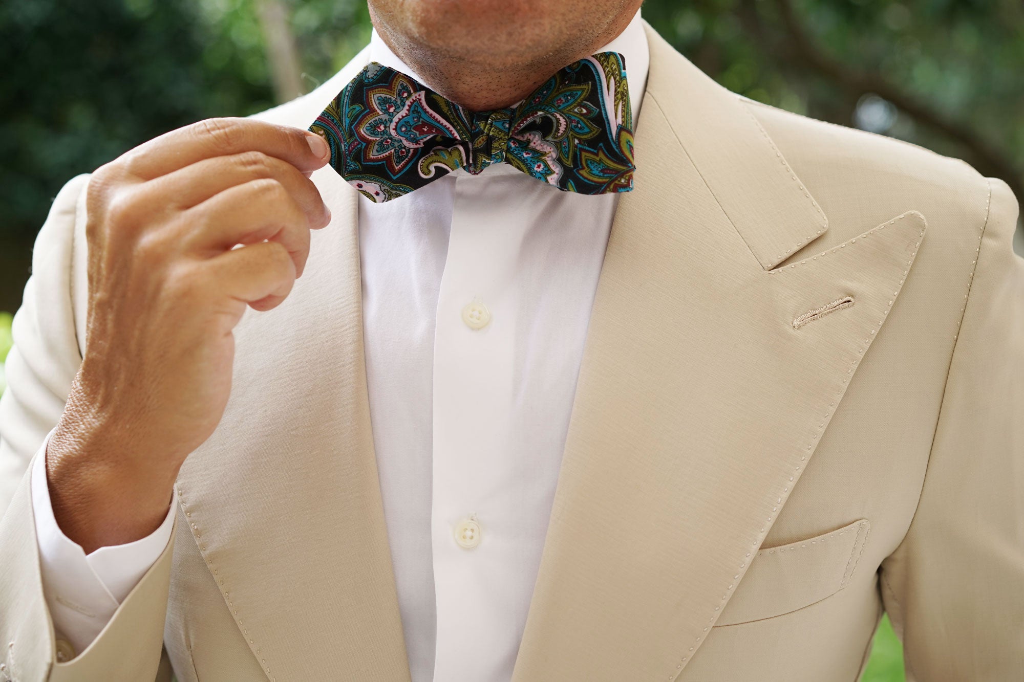 Filicudi Maroon & Green Paisley Diamond Self Bow Tie