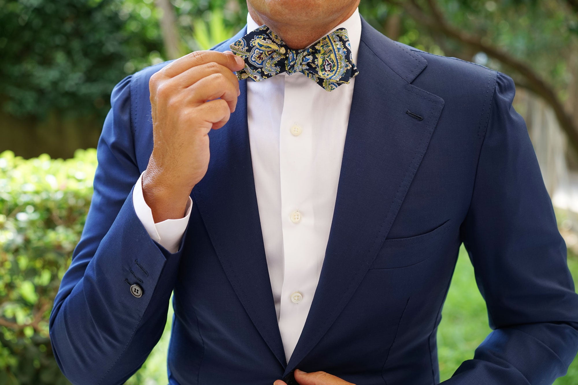 Vivara Yellow on Blue Paisley Diamond Self Bow Tie