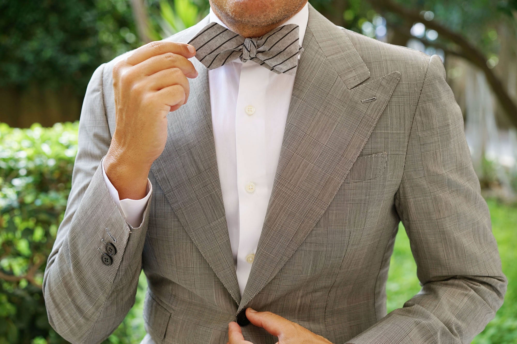 Ash Gray Pinstripe Diamond Self Bow Tie