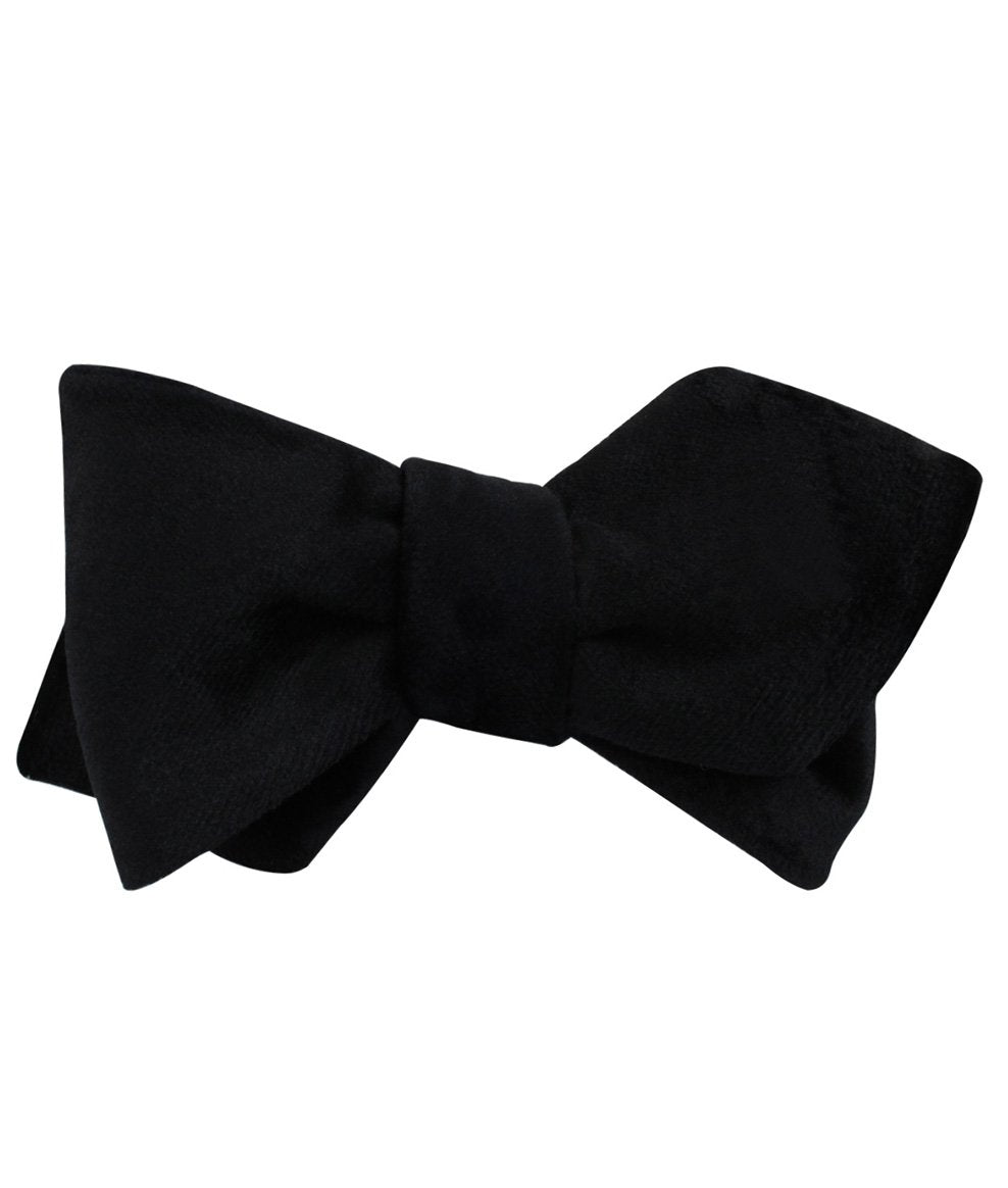 Bond Black Diamond Velvet Self Bow Tie