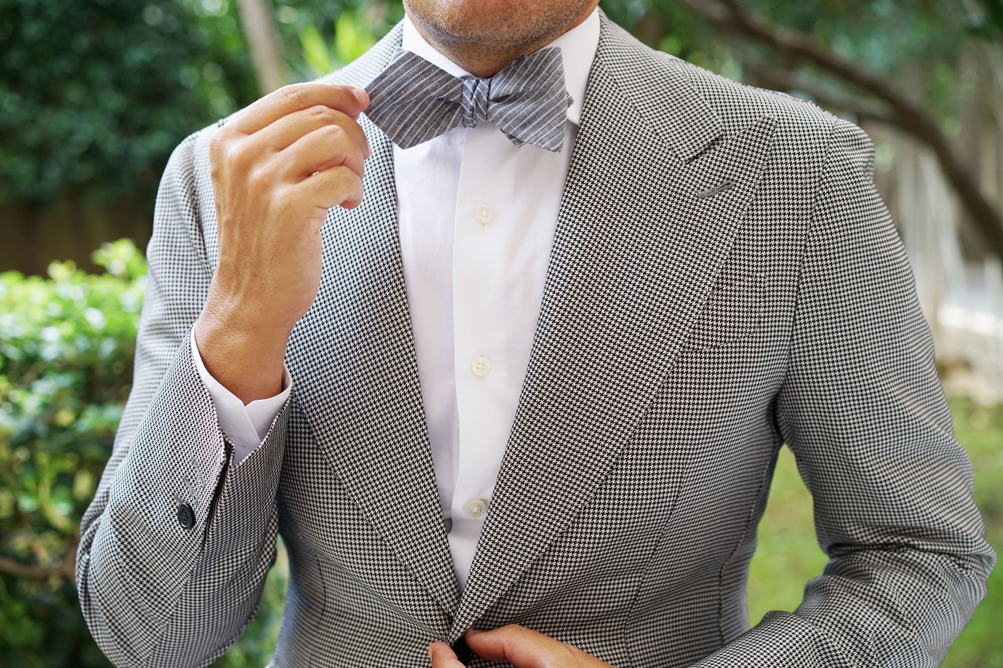 Blue Dry Cold Linen Pinstripe Diamond Self Bow Tie