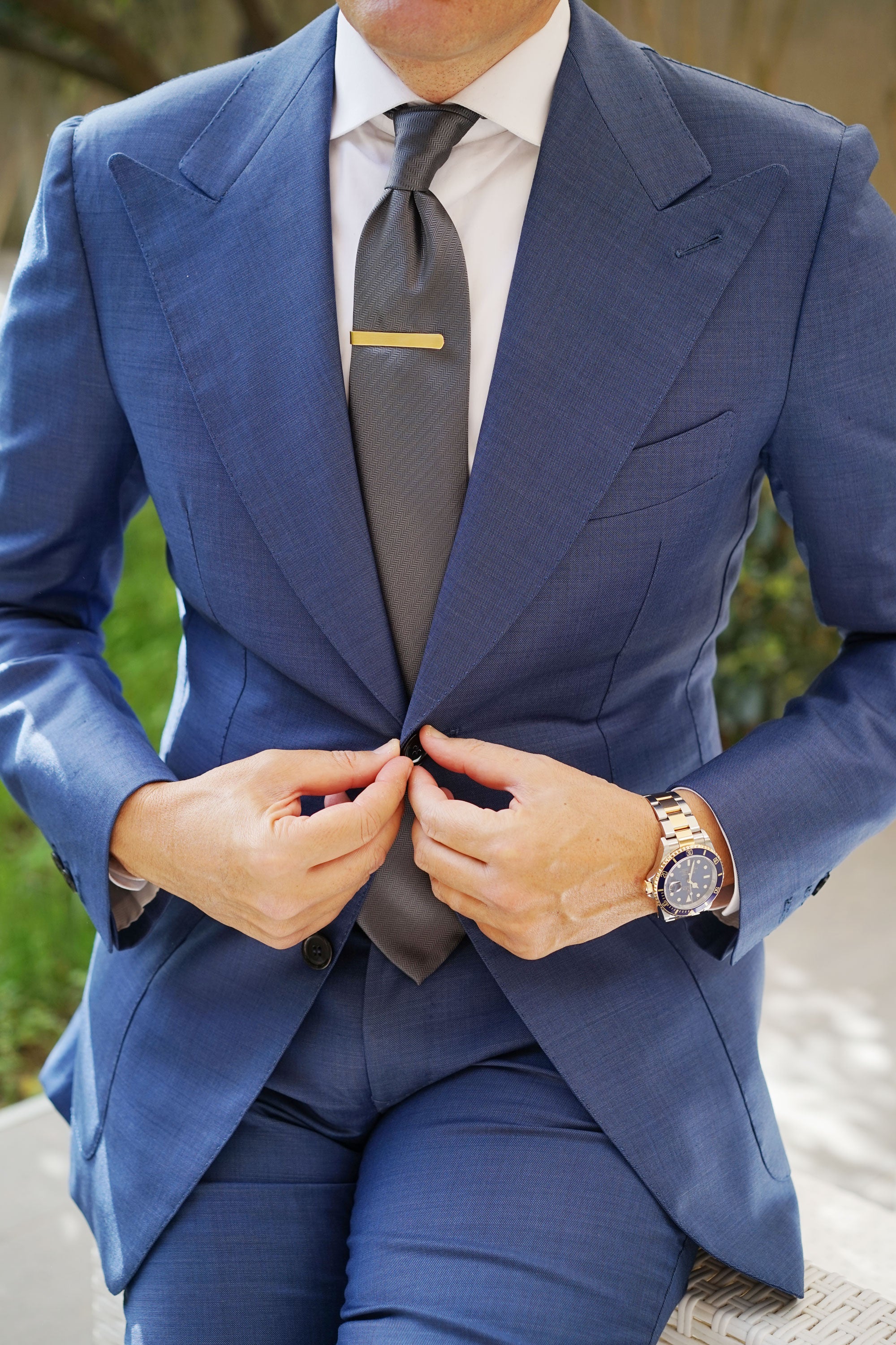 Brushed Gold Round Clasp Tie Bar