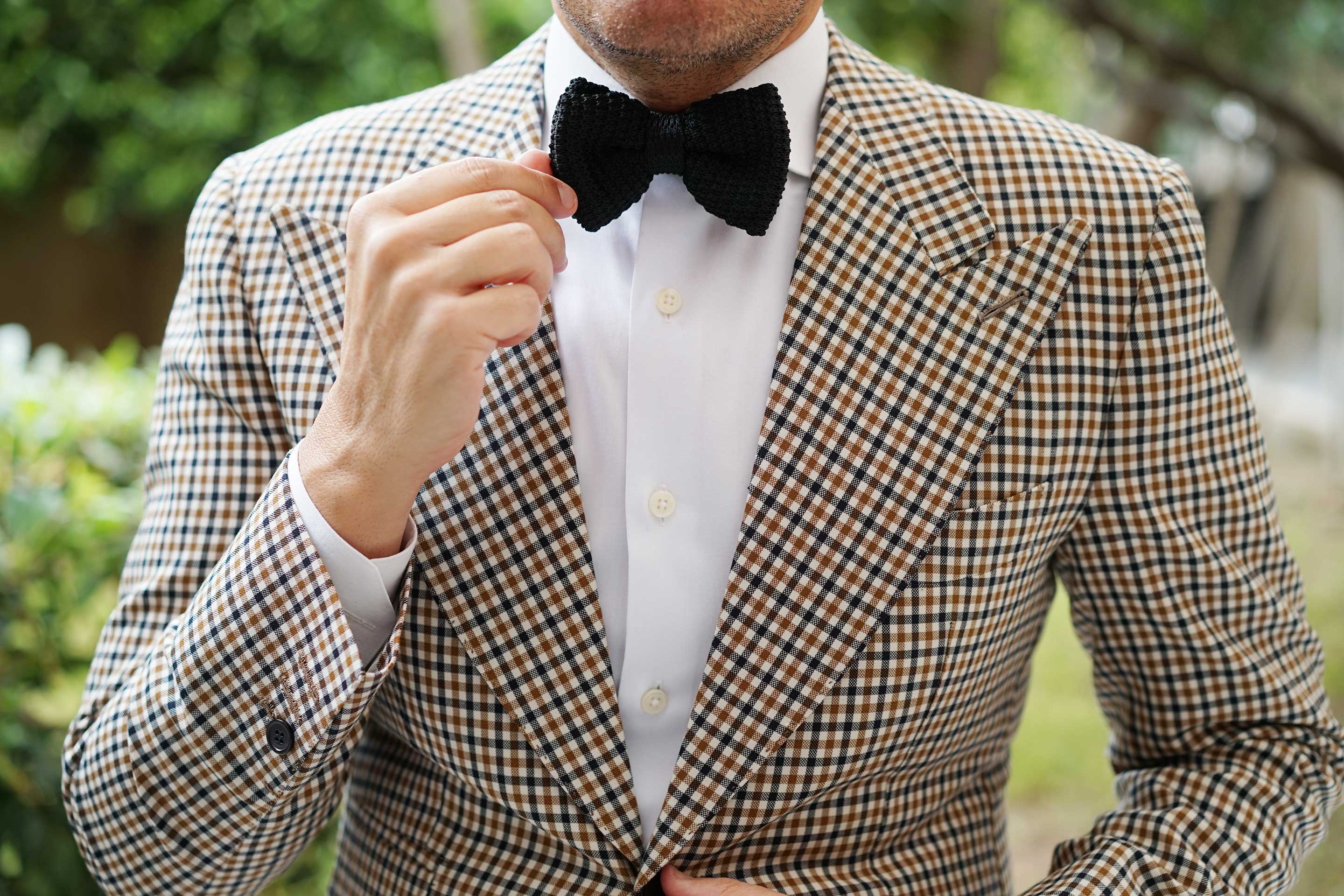 Black Knitted Bow Tie