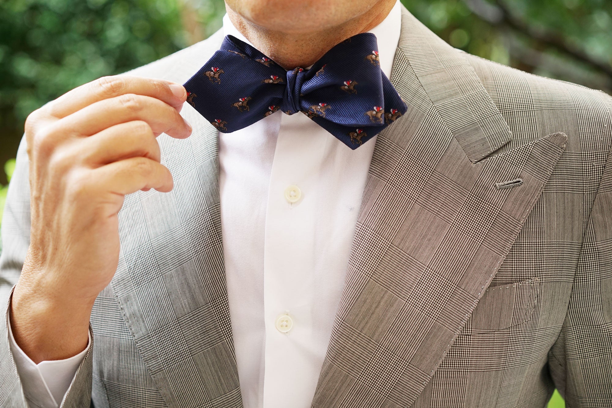 Melbourne Race Horse Diamond Self Bow Tie