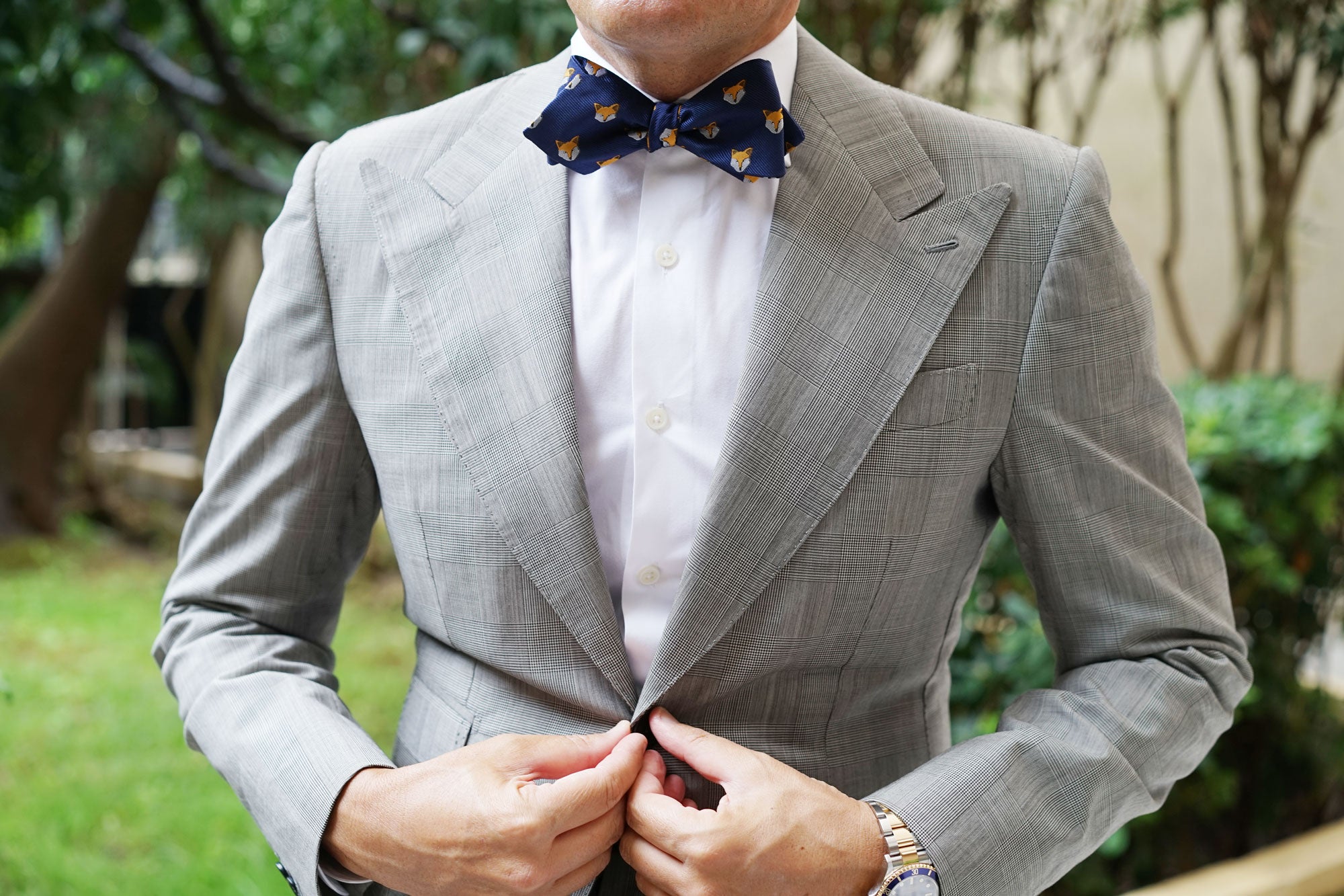 Tibetan Sand Fox Diamond Self Bow Tie