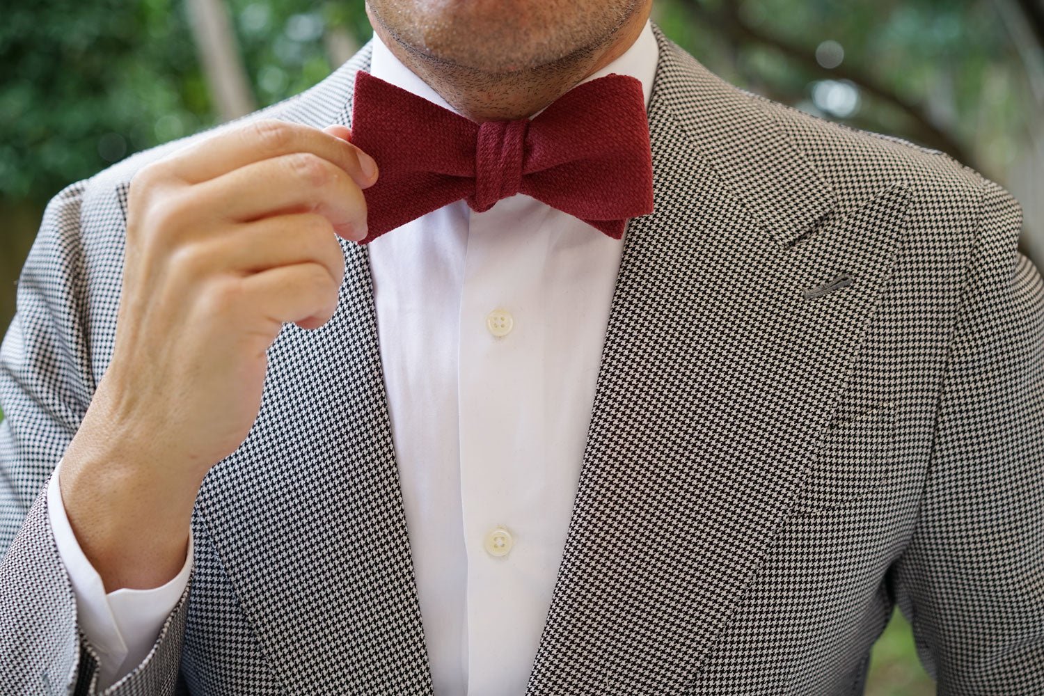 Burnt Burgundy Basket Weave Linen Self Bow Tie