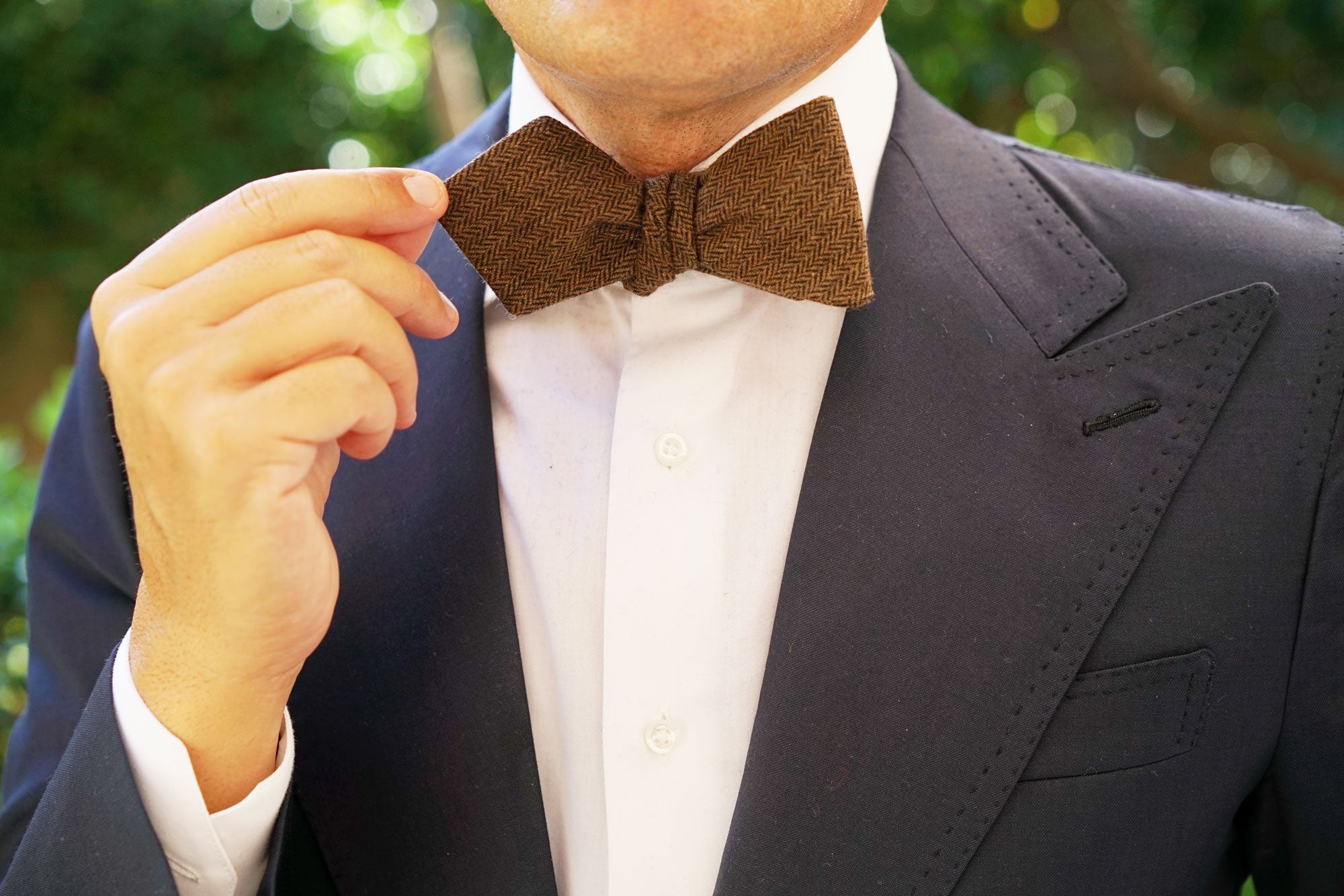 Cinnamon Herringbone Diamond Self Bow Tie