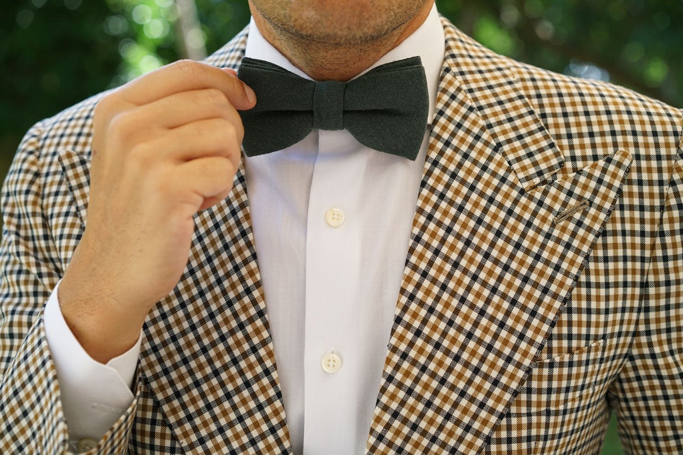 Emerald Dark Green Linen Bow Tie