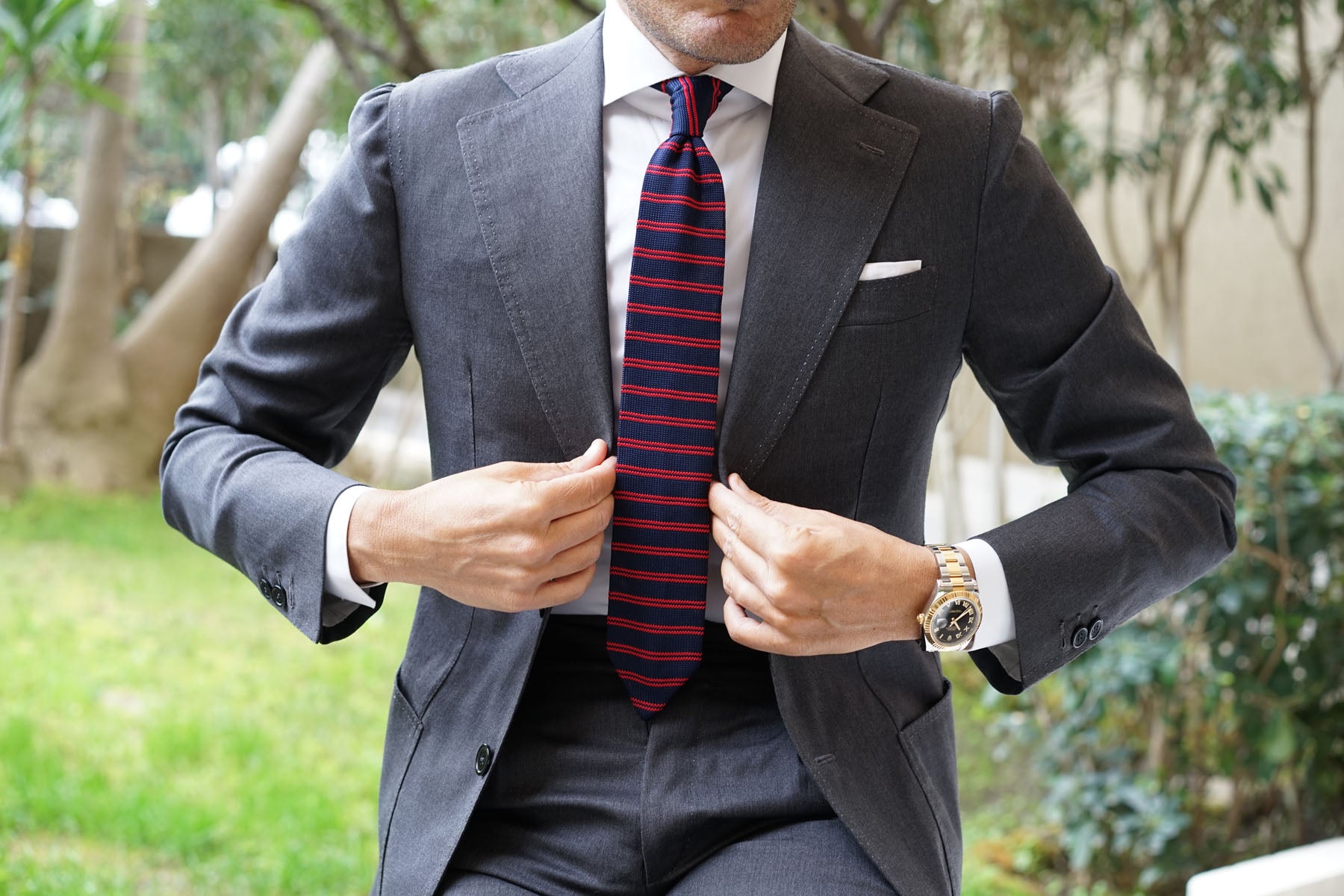 La Phoenix Striped Knitted Tie