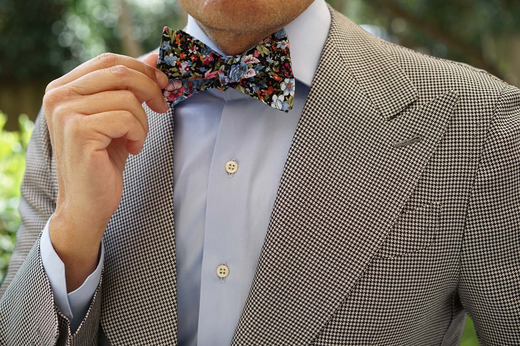 Scoglio D'Africa Violet Floral Self Bow Tie