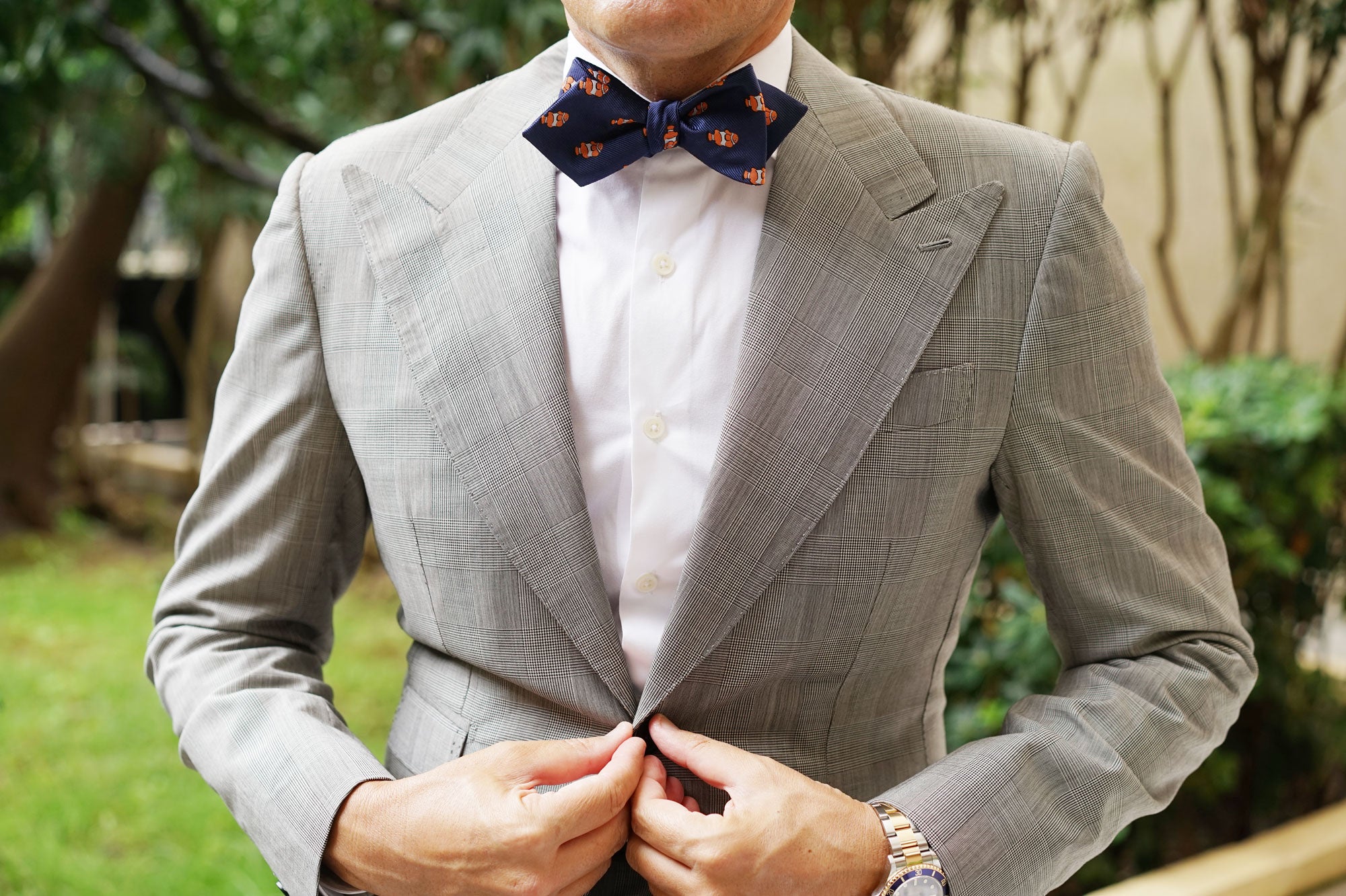 Clown Fish Diamond Self Bow Tie