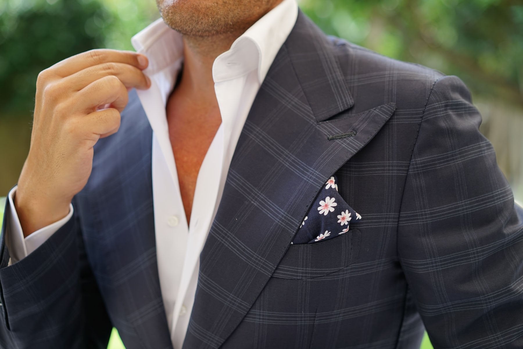 Jamaican White Flower Pocket Square