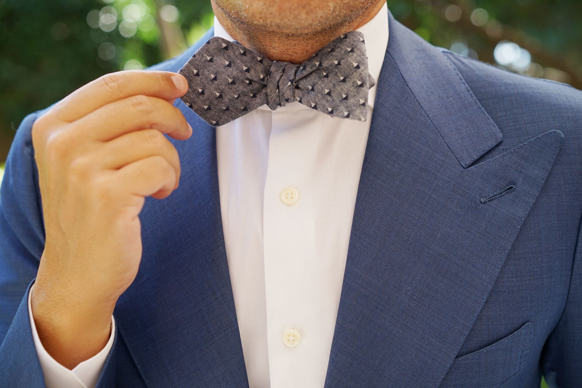 Inception Navy Linen Diamond Self Bow Tie