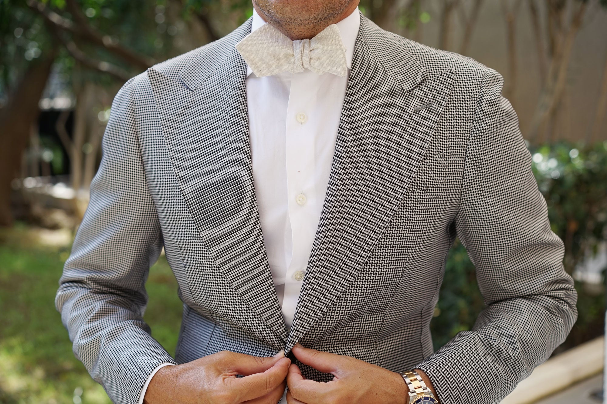 Dry Khaki White Linen Diamond Self Bow Tie