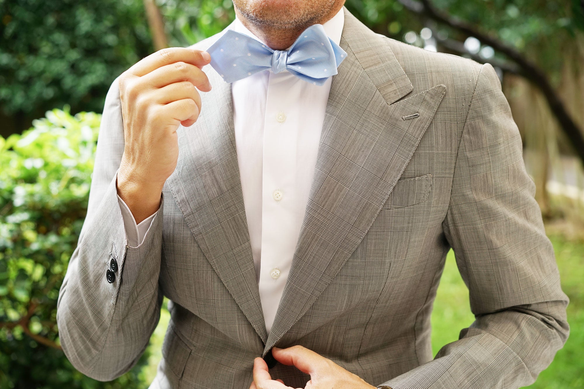 Mint Blue with White Polka Dots Self Tie Diamond Tip Bow Tie