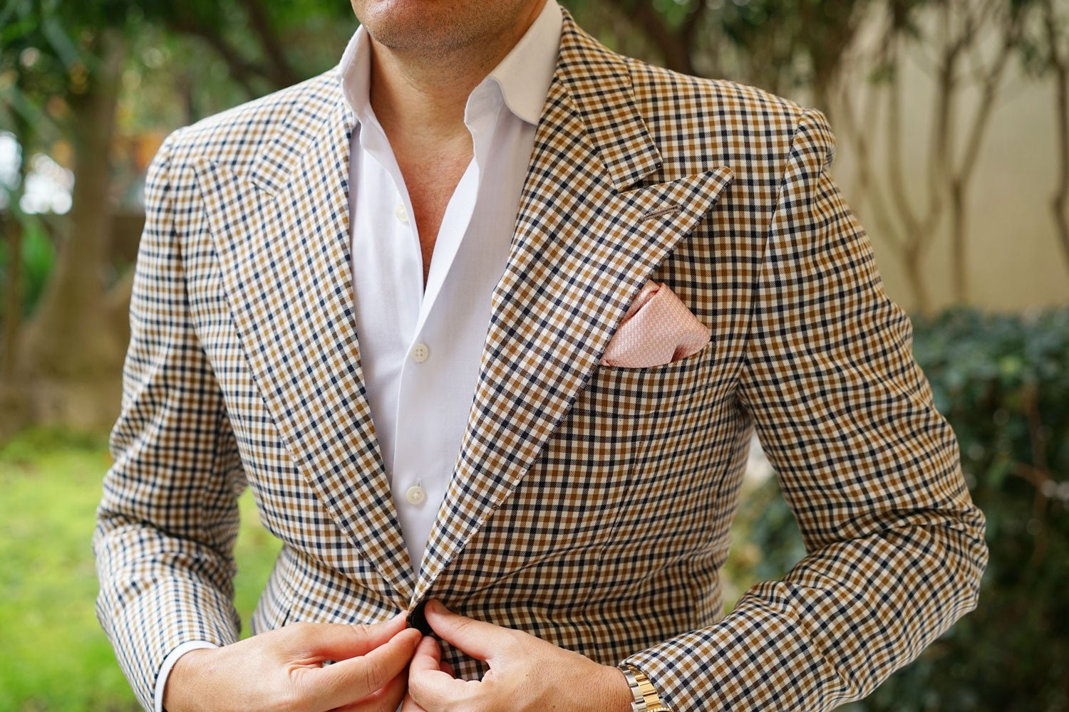 Blush Pink Houndstooth Pocket Square