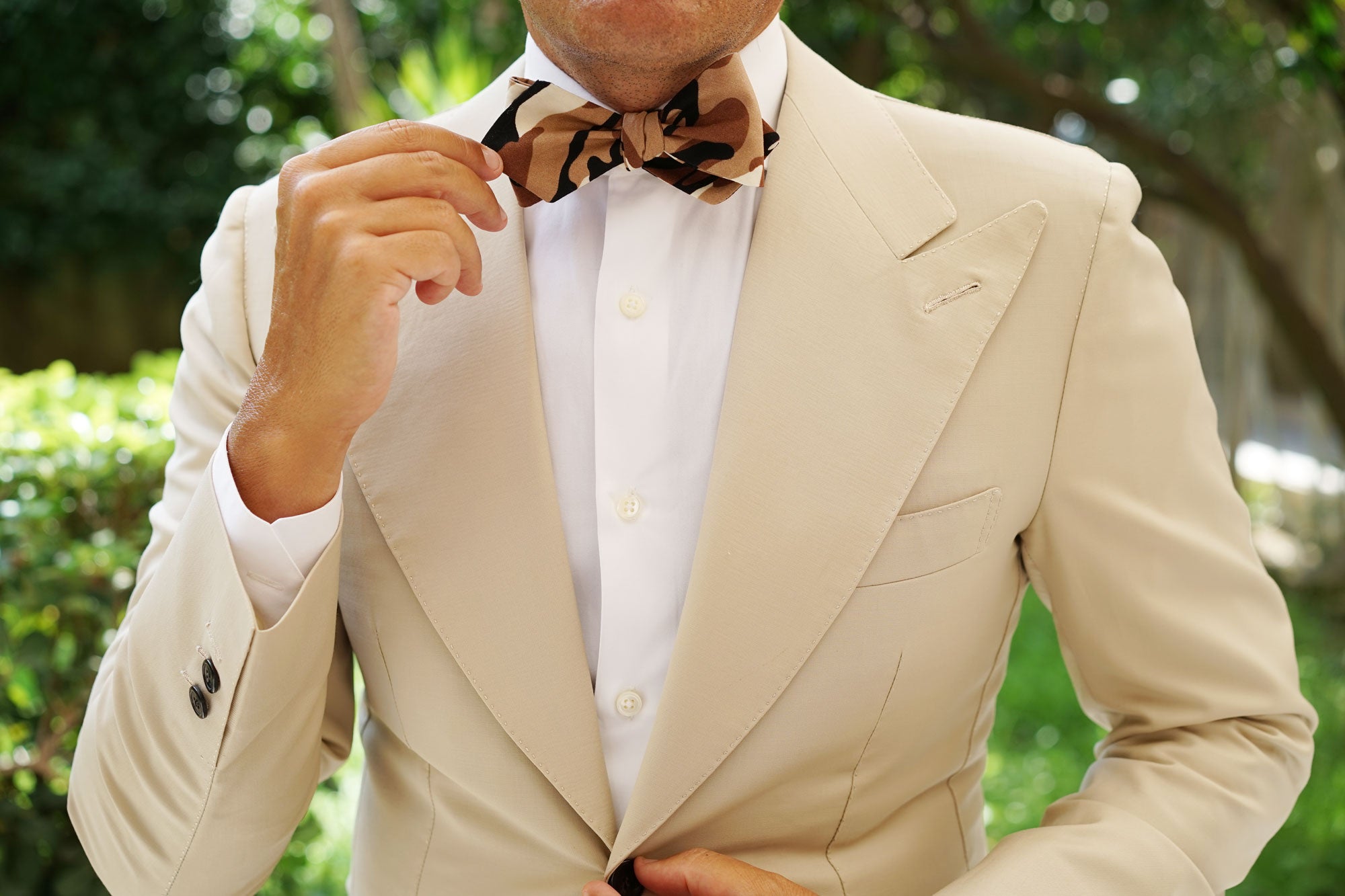 Desert Sand Camouflage Diamond Self Bow Tie