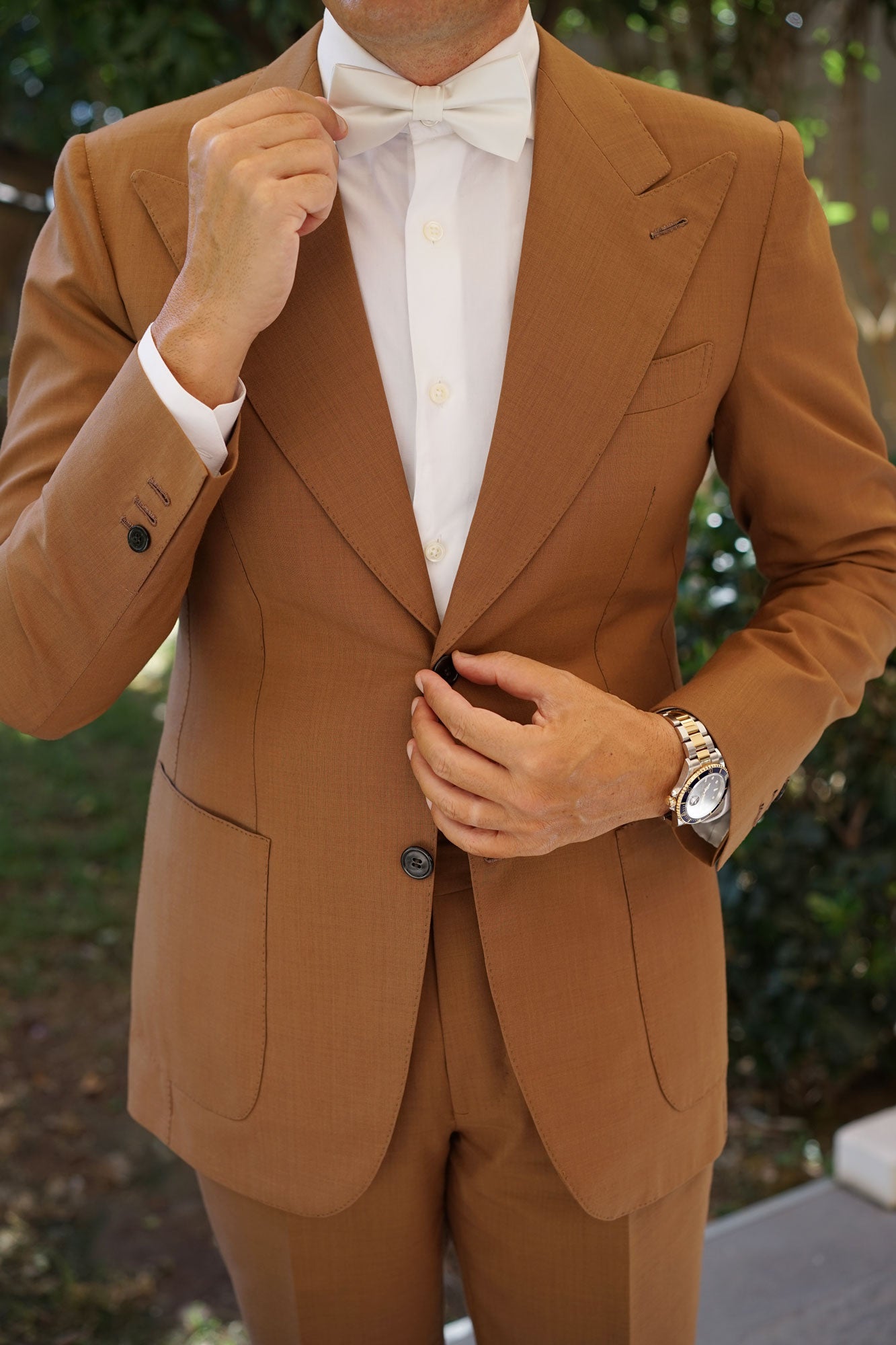 Ivory Crisp Satin Bow Tie