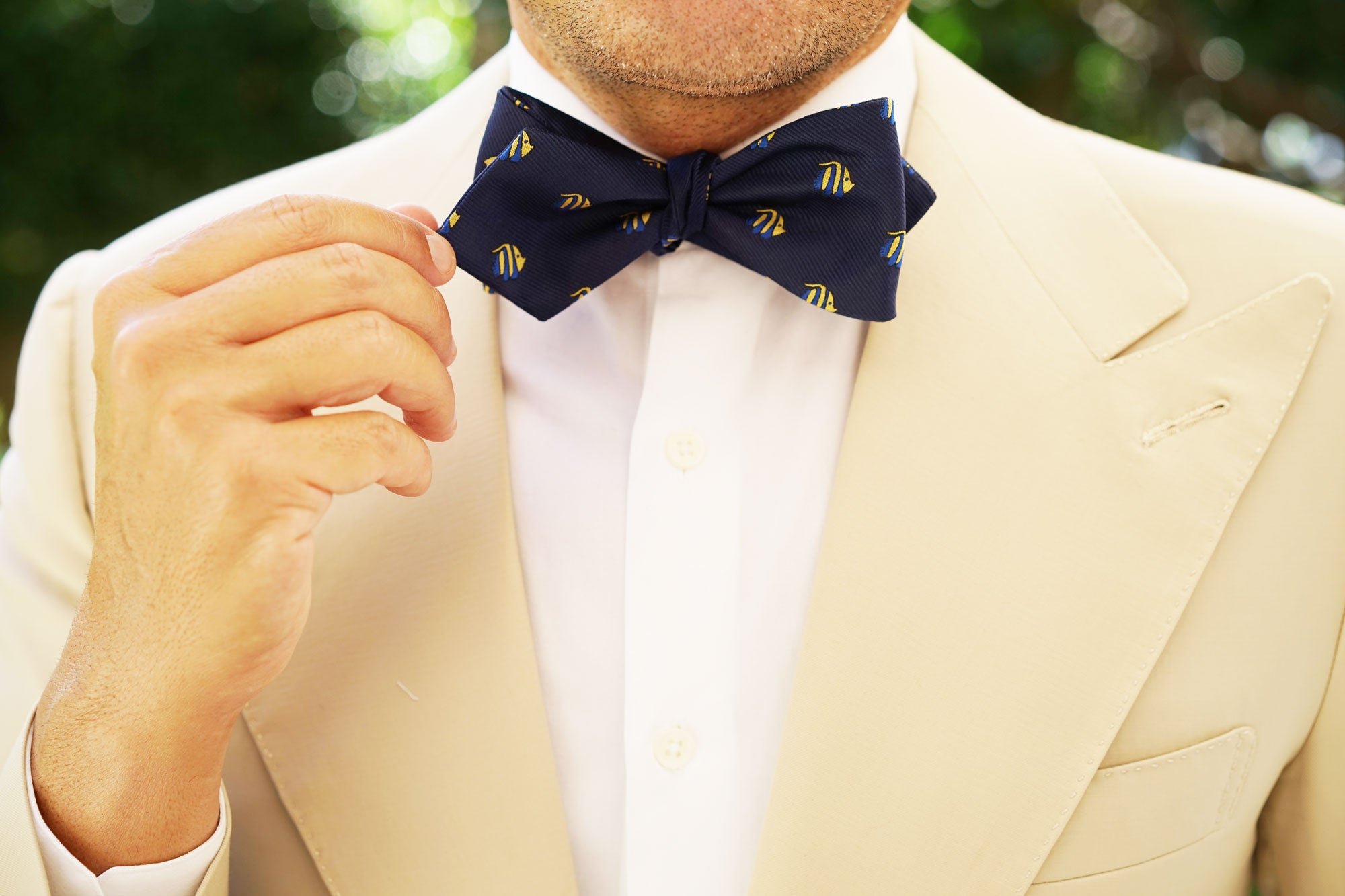 Tropical Fijian Fish Diamond Self Bow Tie