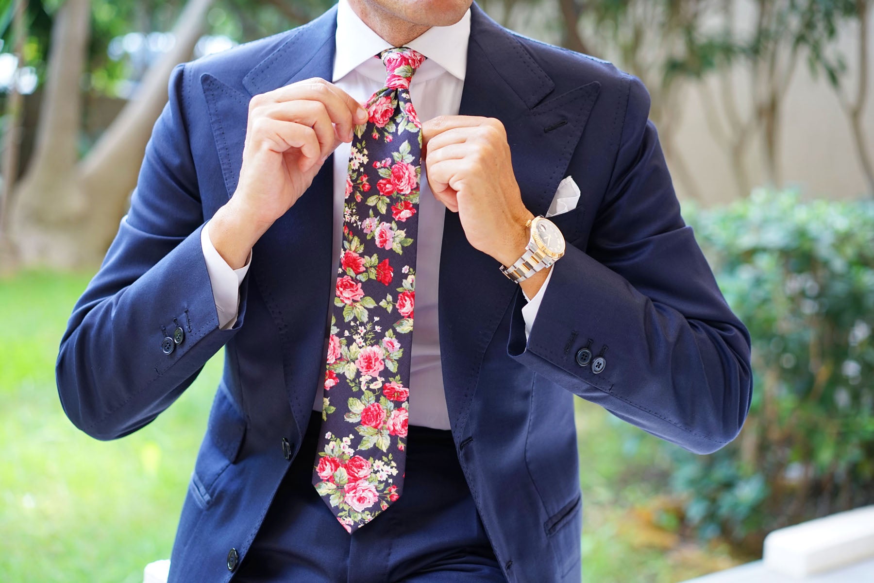 Santorini Pink Roses Necktie