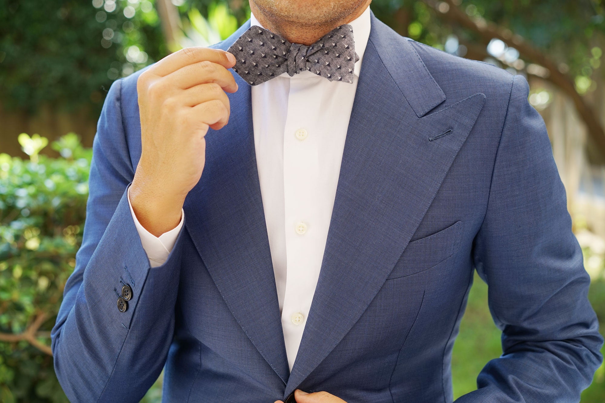 Inception Navy Linen Diamond Self Bow Tie