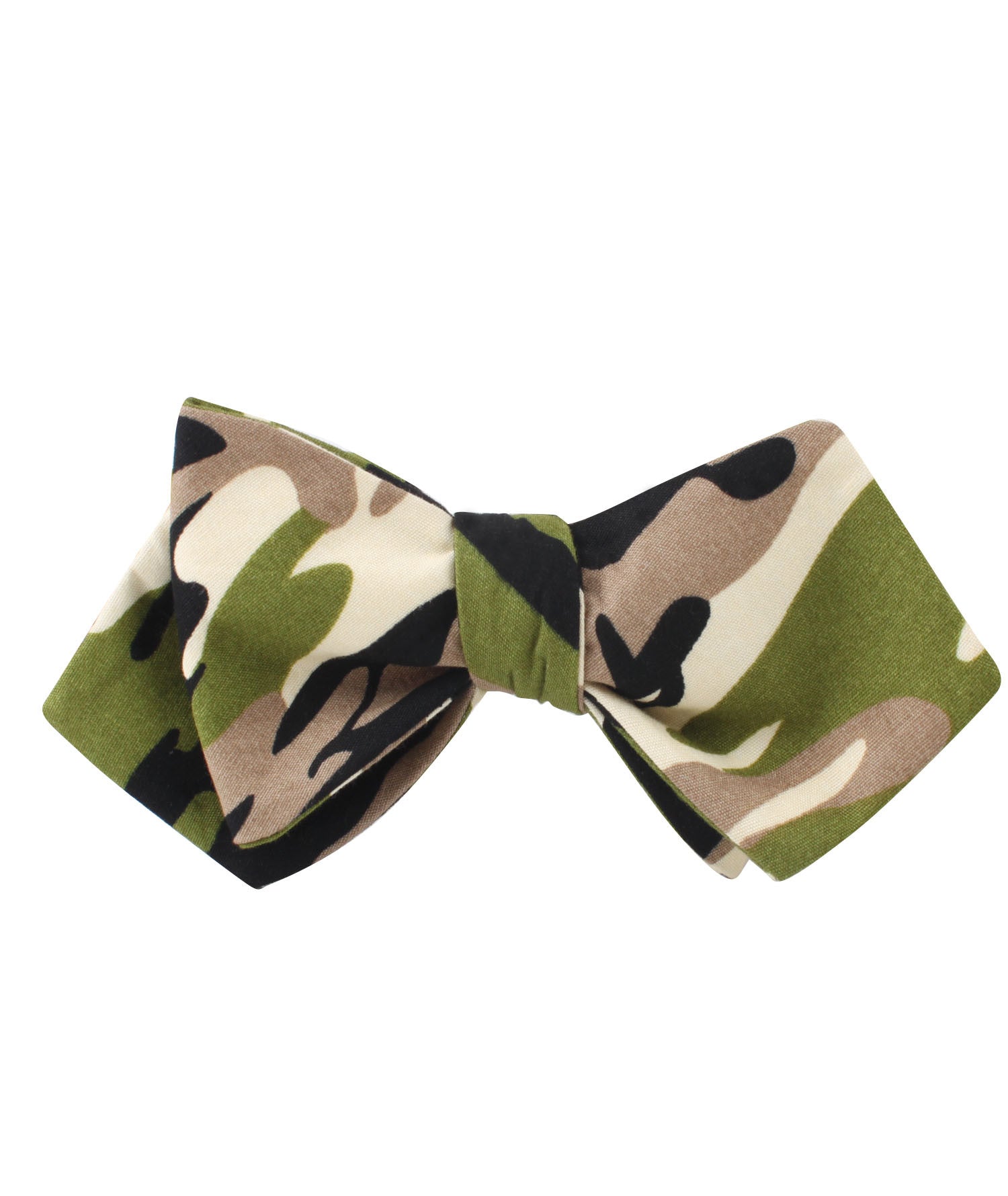 Jungle Green Camo Diamond Self Bow Tie