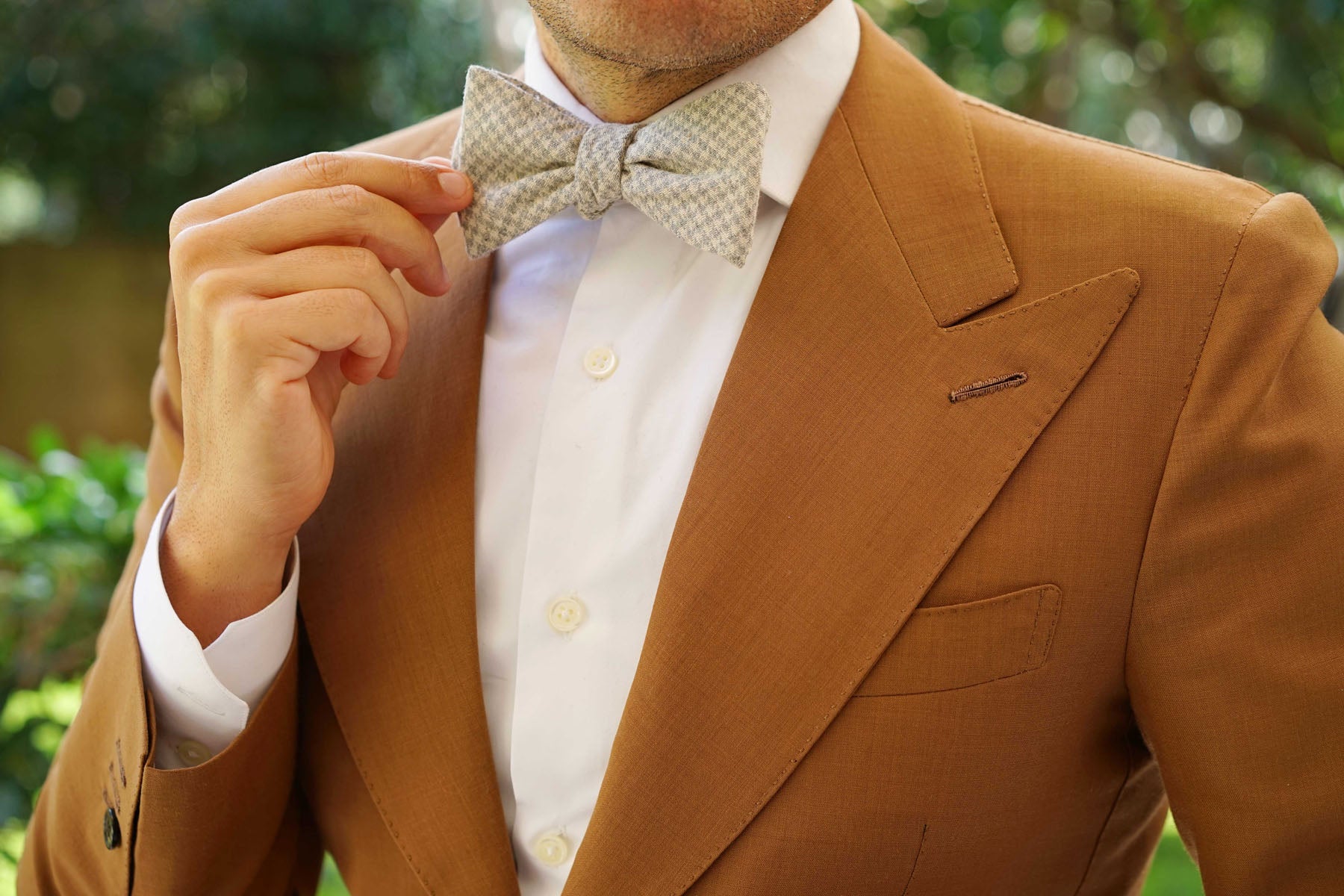 Gray Houndstooth Khaki Linen Self Bow Tie