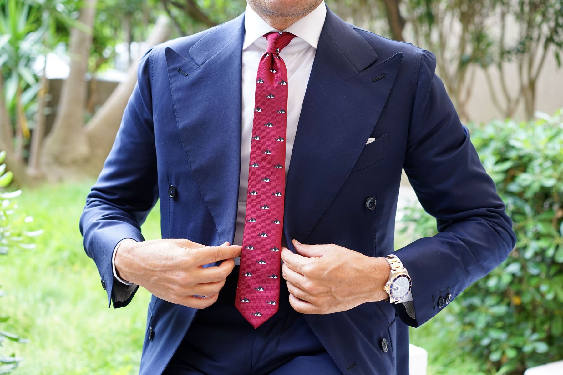 Burgundy Minke Whale Skinny Tie