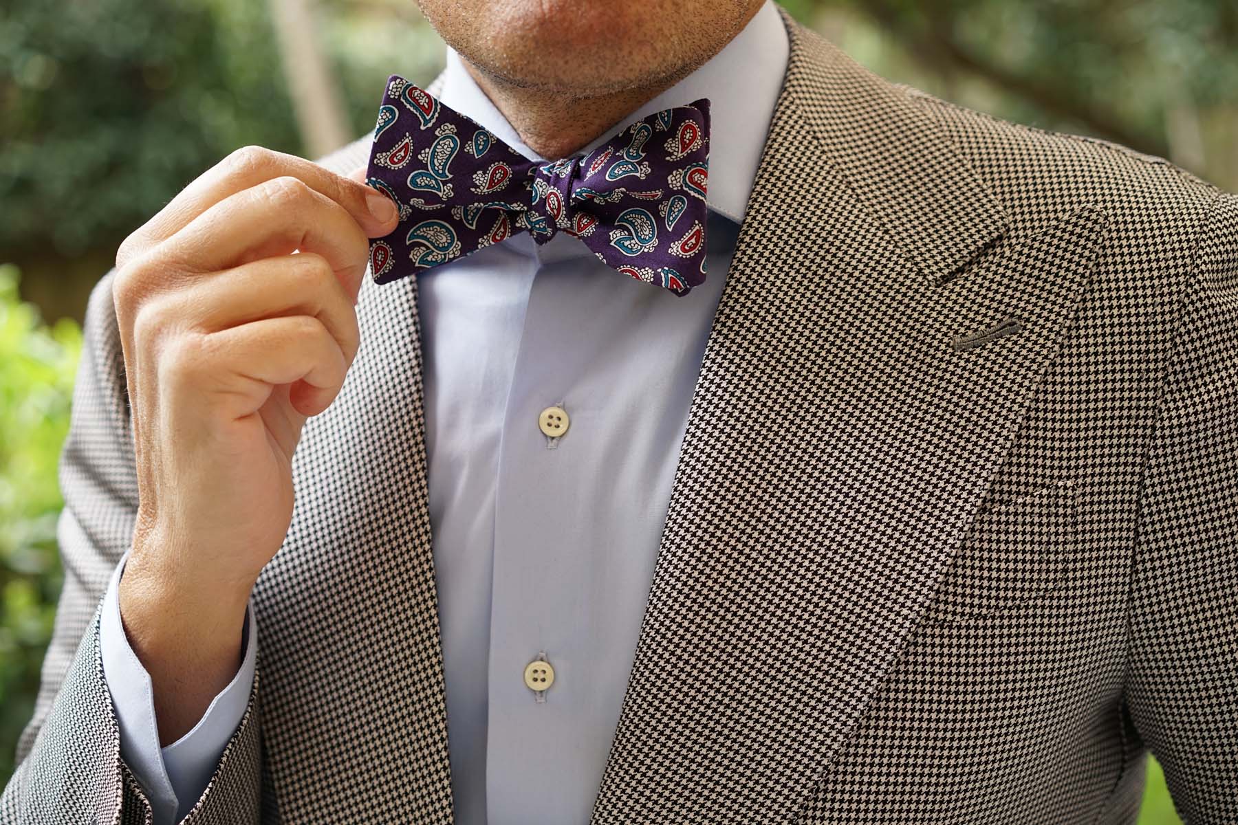 Lago di Bolsena Purple Paisley Self Bow Tie