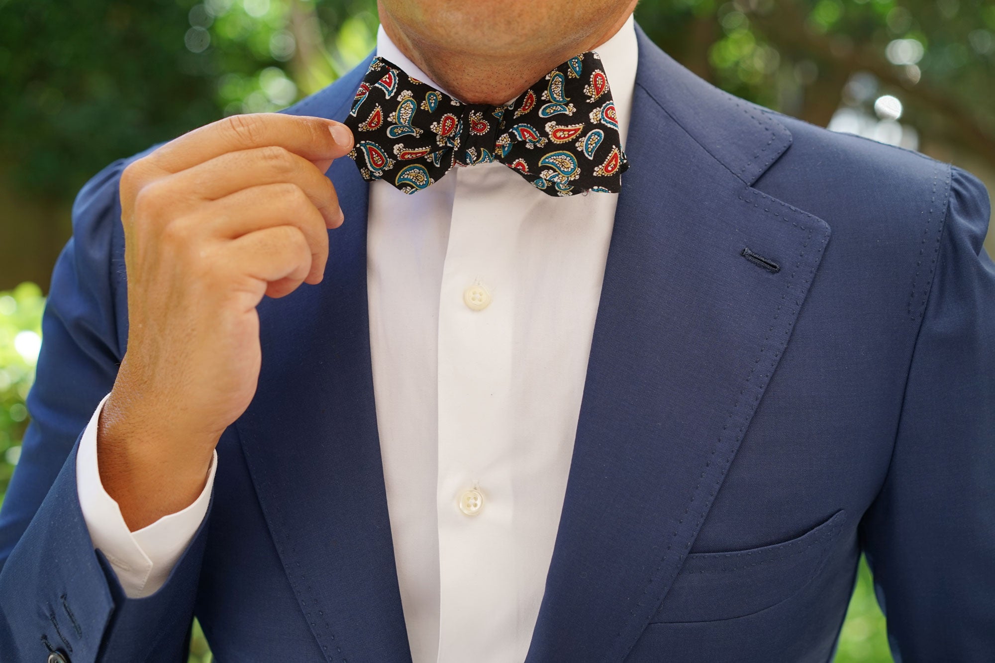 Black Twisted Teardrop Paisley Diamond Self Bow Tie