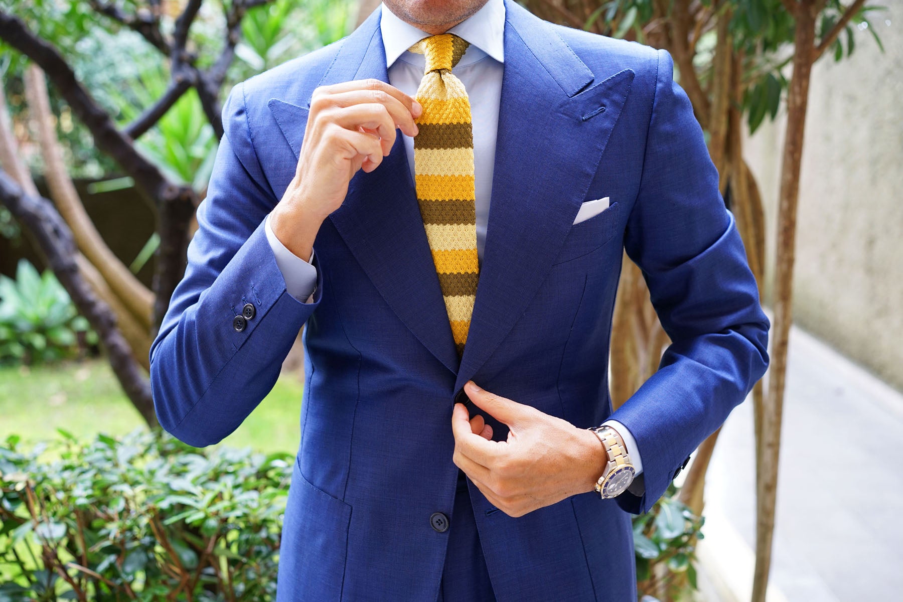 Three Shades of Yellow Knitted Tie