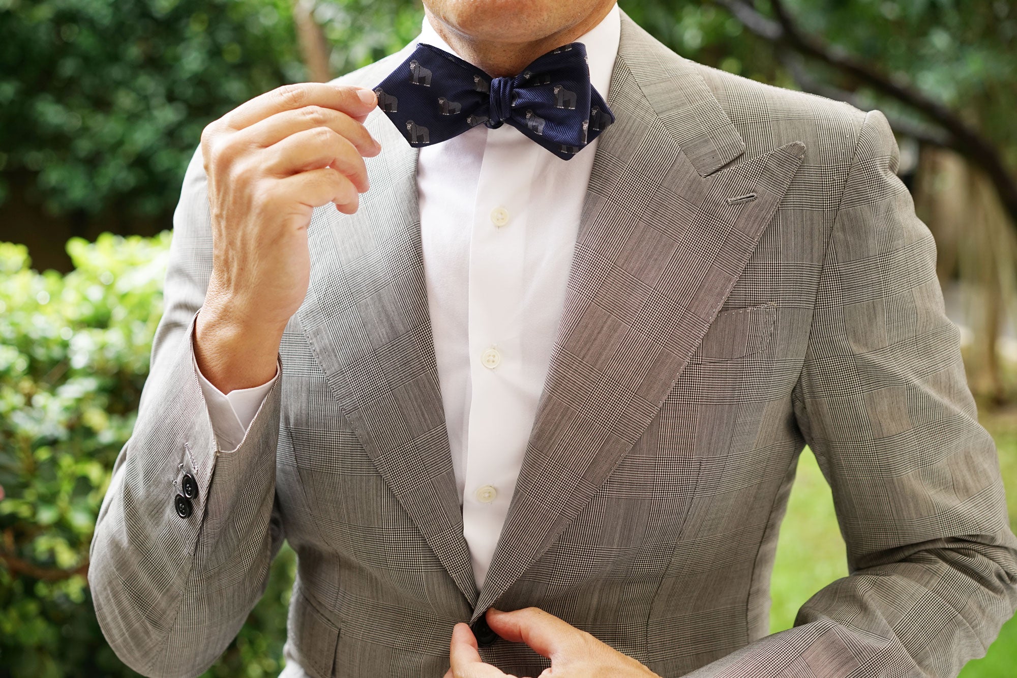 Mountain Gorilla Diamond Self Bow Tie