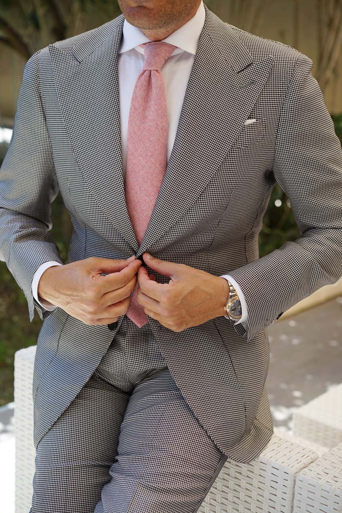 Blush Red Slub Linen Necktie