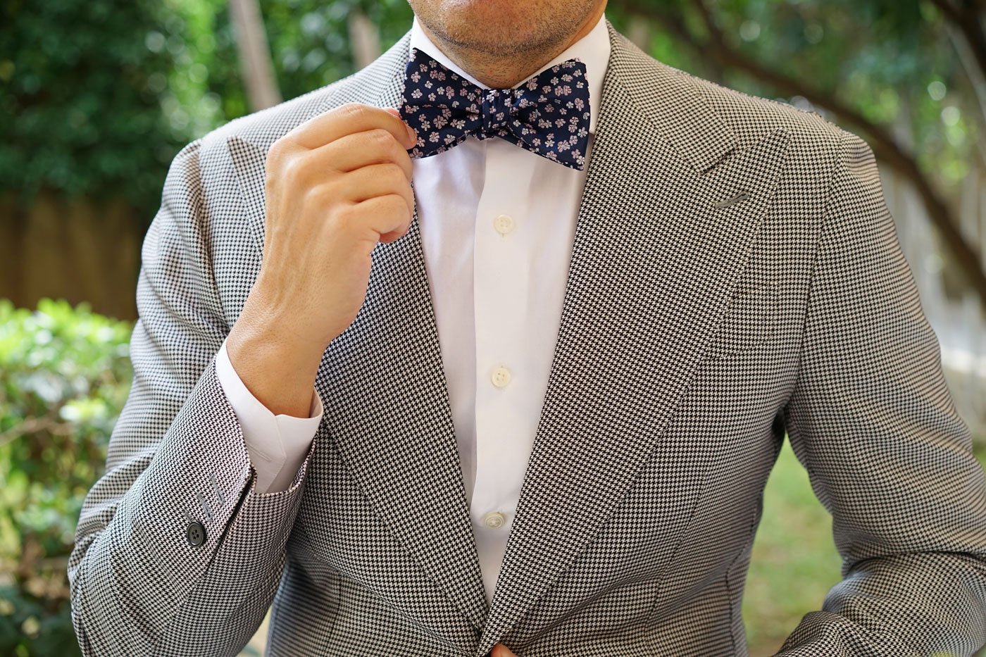 Aster Amellus Lilac Floral Self Bow Tie