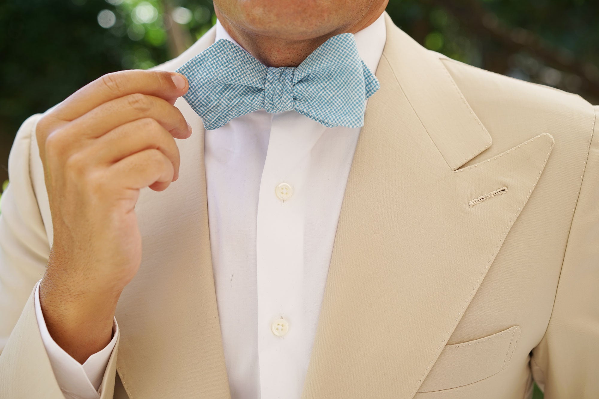 Blue Joy Houndstooth Linen Diamond Self Bow Tie