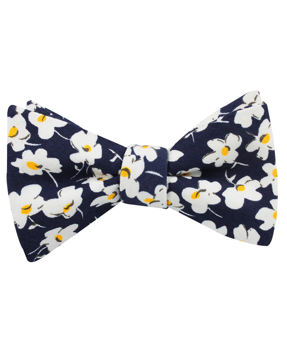 Kitakyushu Daffodil Floral Self Bow Tie