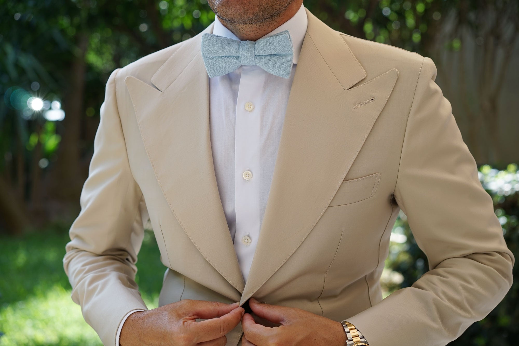 Argentinian Ice Blue Linen Bow Tie