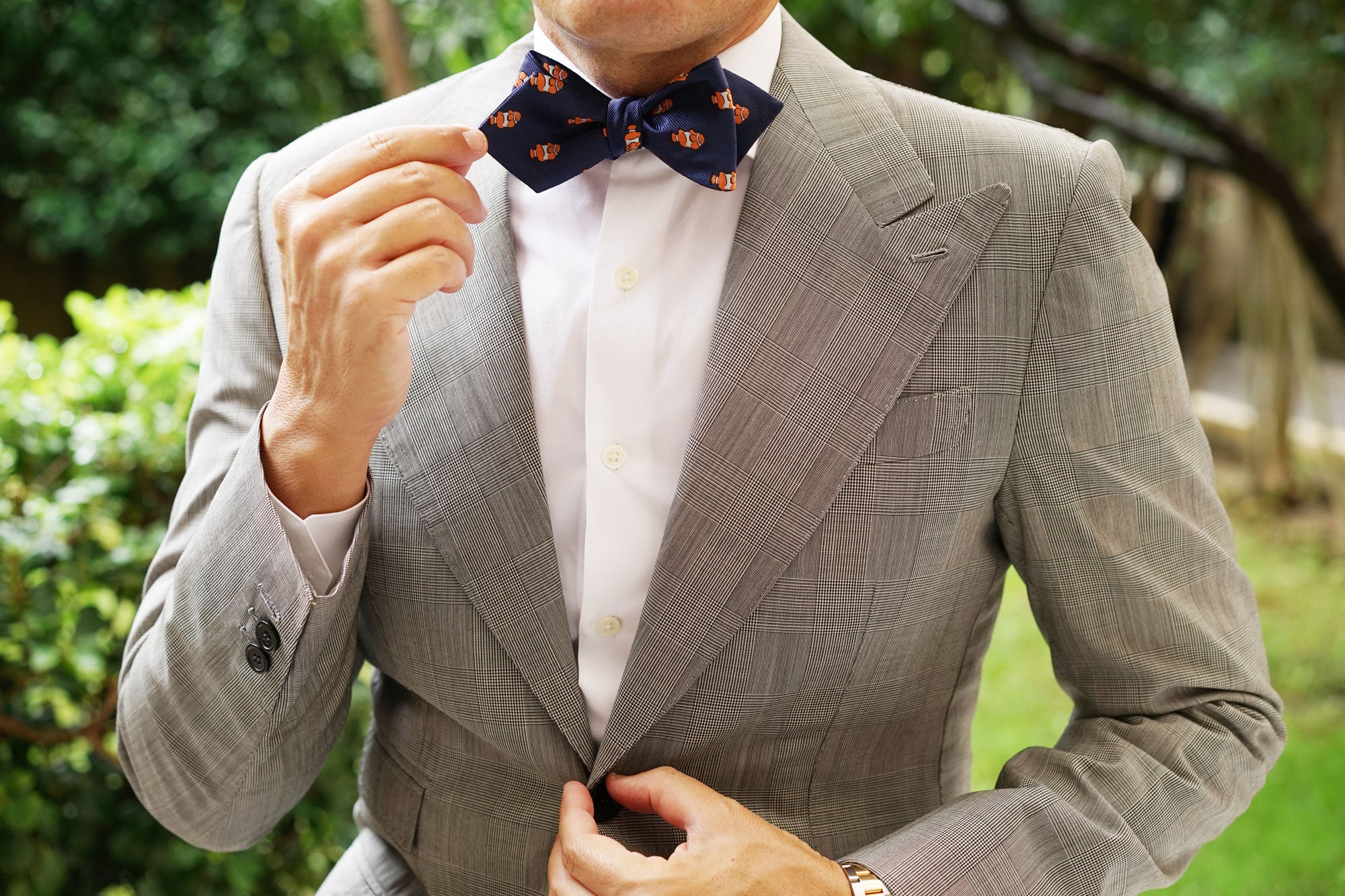 Clown Fish Diamond Self Bow Tie