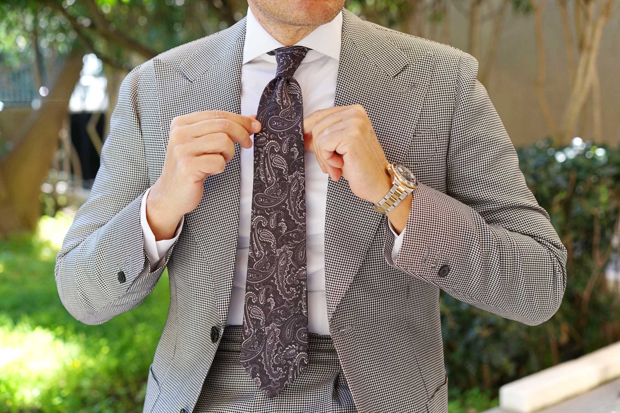 Culaccino Kettle Black Paisley Tie