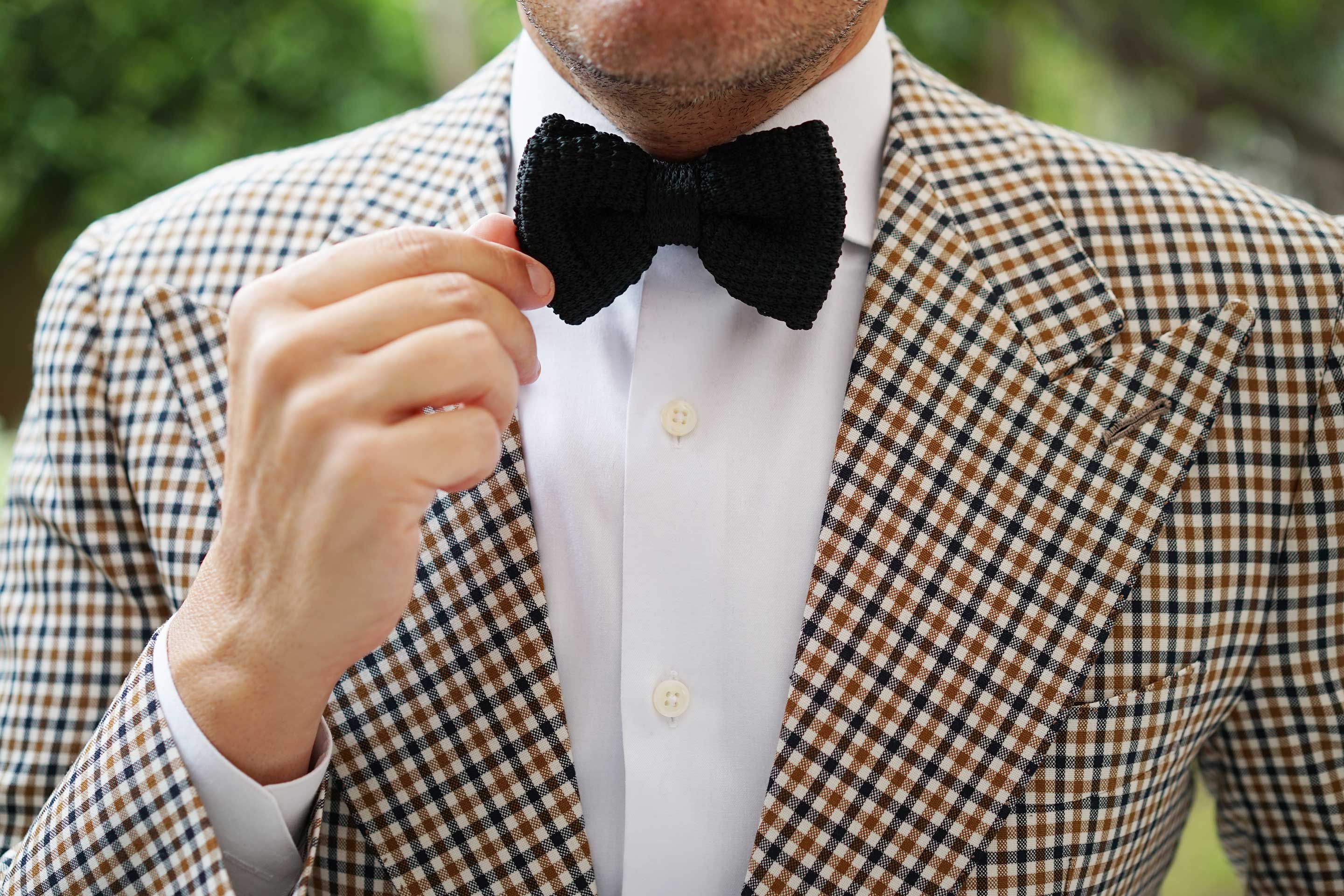 Black Knitted Bow Tie