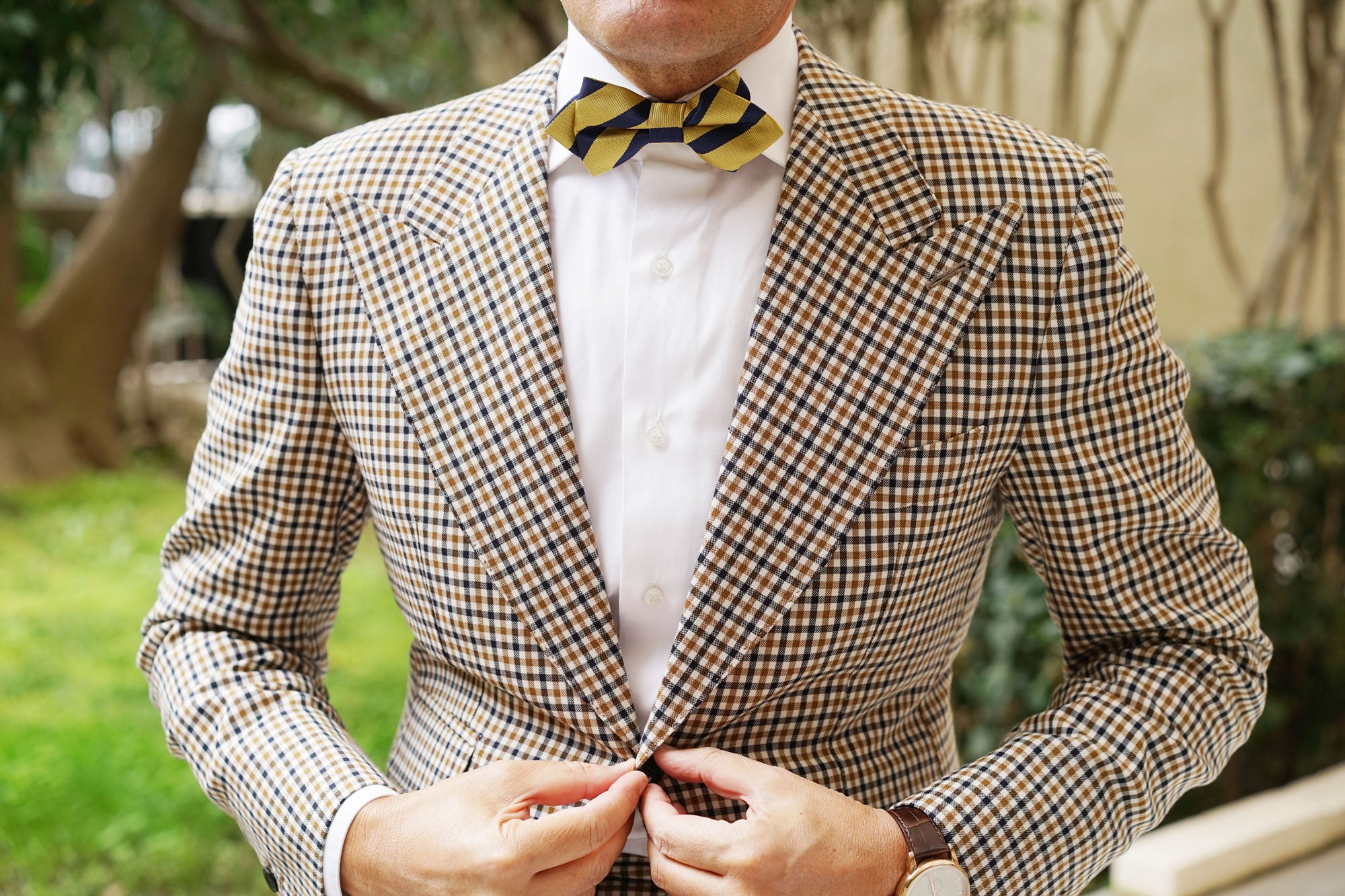 Navy Stripe Yellow Twill Diamond Bow Tie